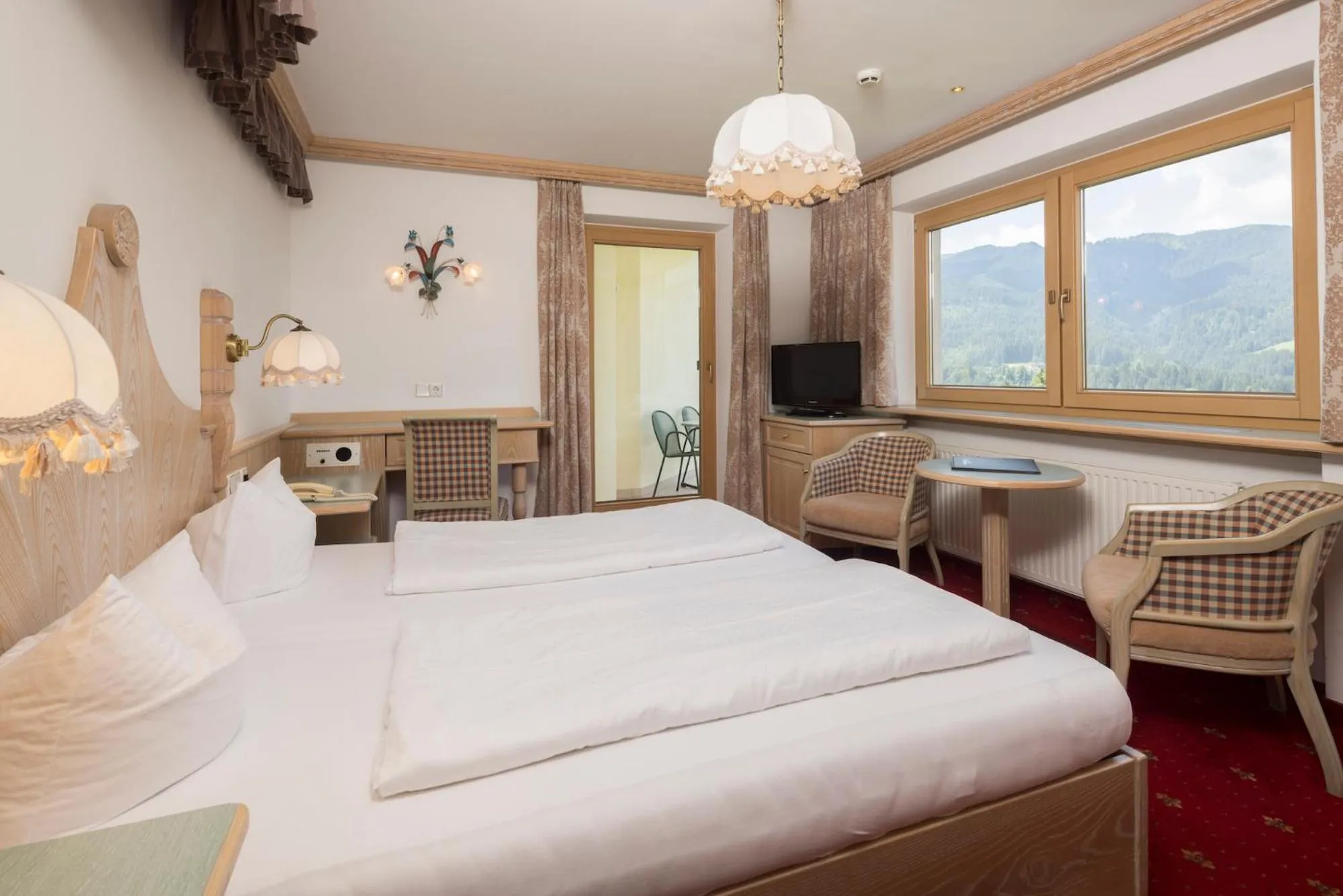 Bed in Hotel Silberberger - Wildschönau