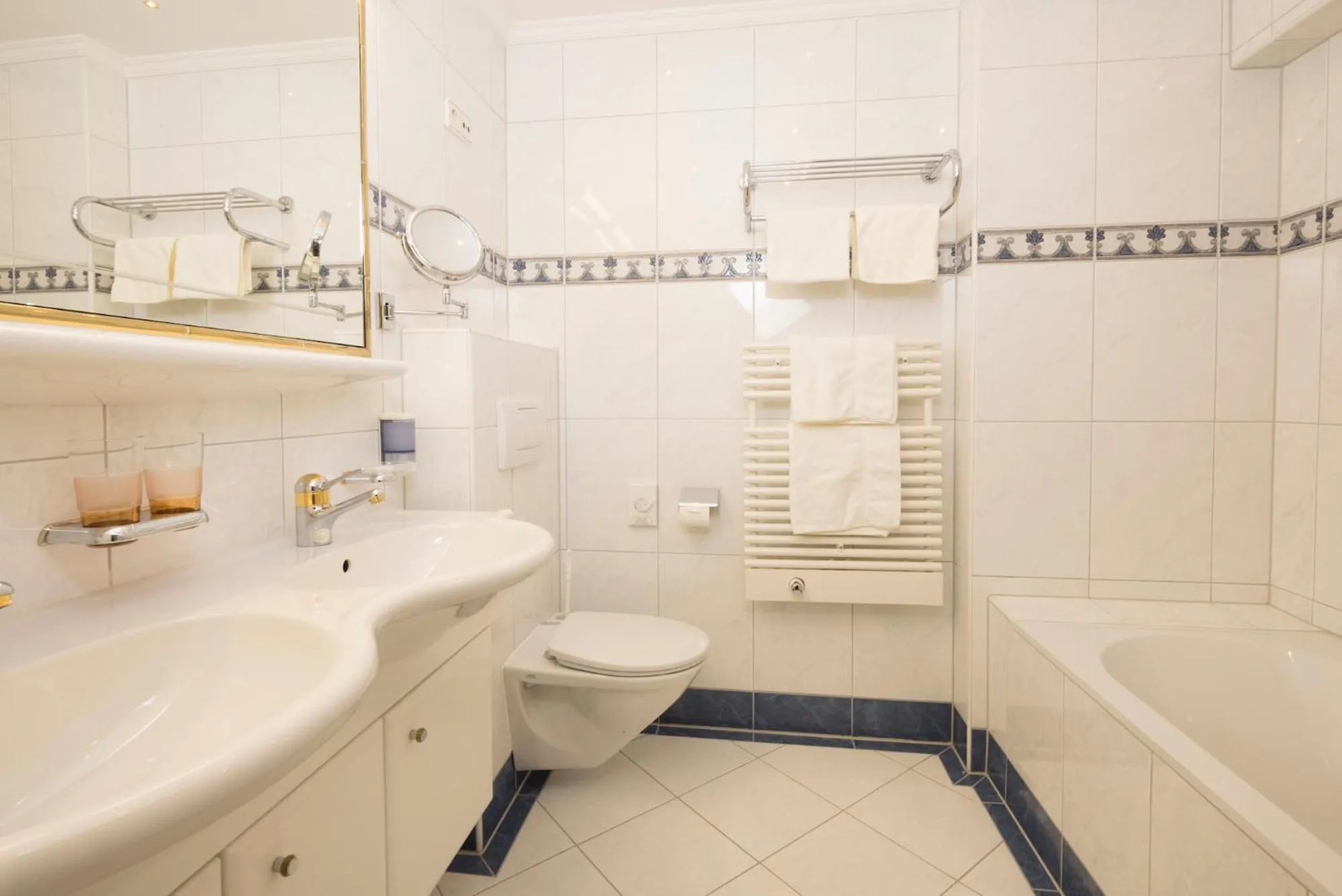 Toilet in Hotel Silberberger - Wildschönau