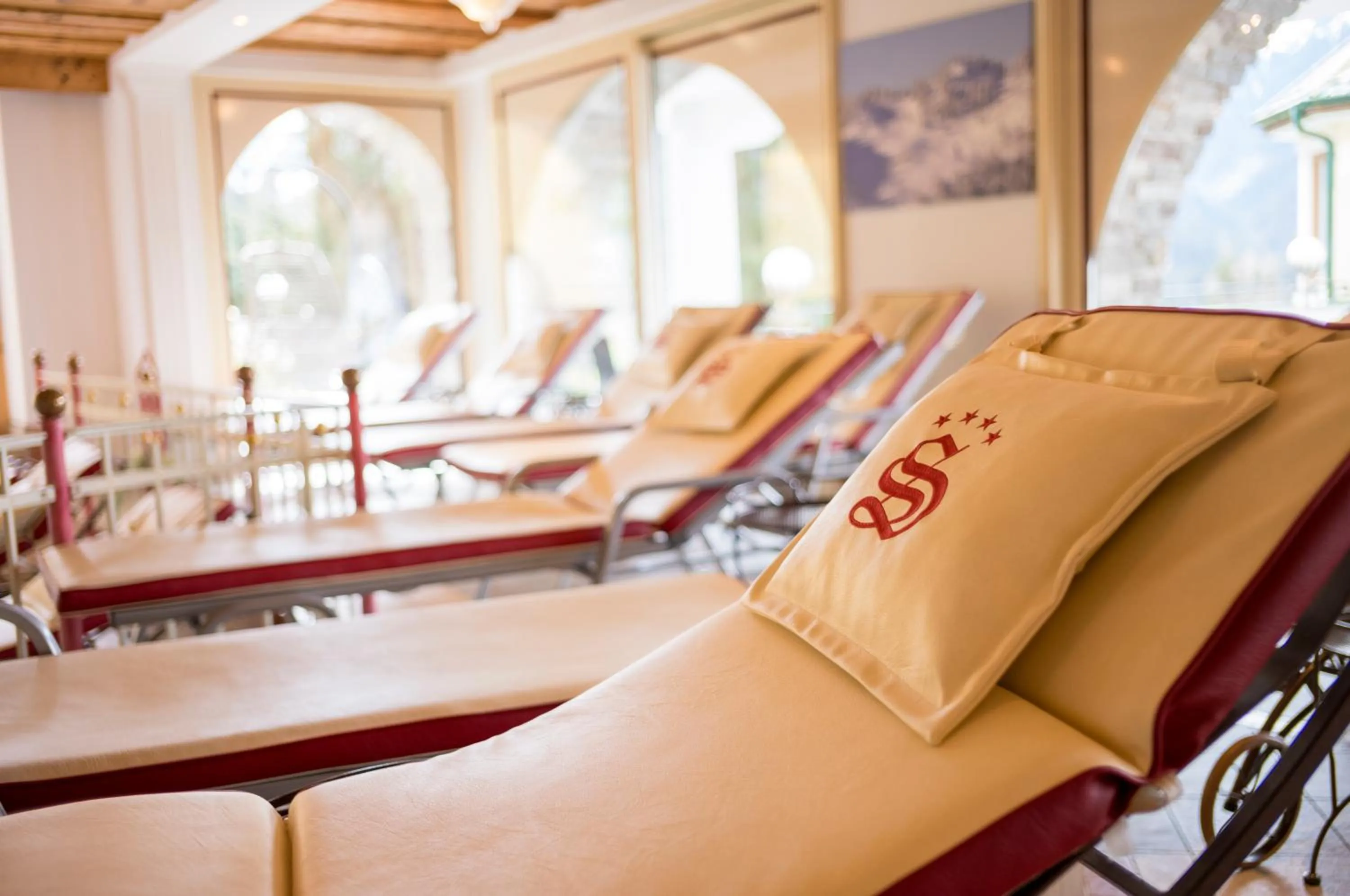 Swimming pool in Hotel Silberberger - Wildschönau