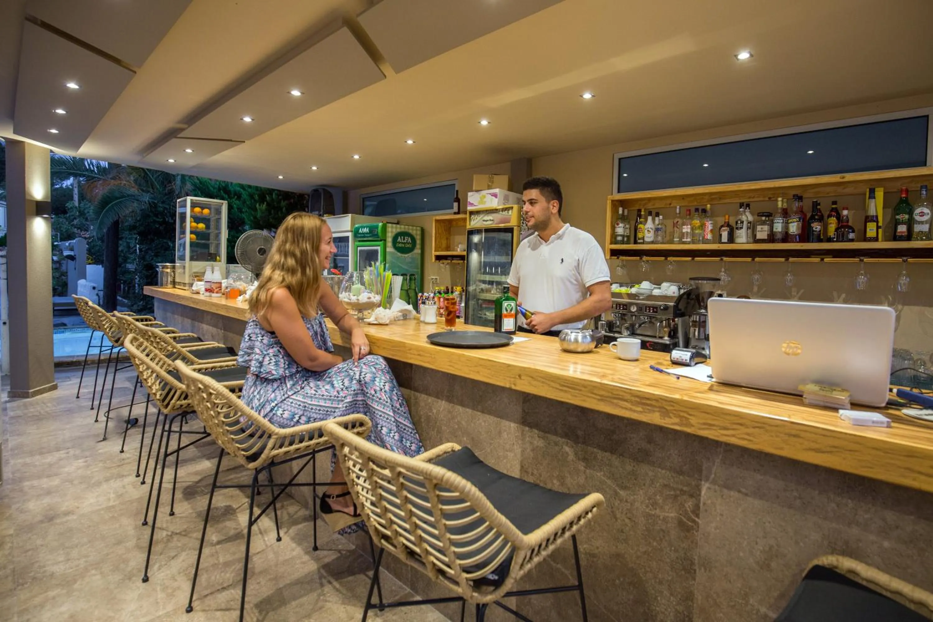 Lounge or bar in Hotel Potos