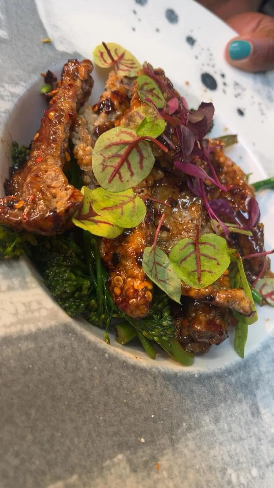 Food and drinks in Thomas Arms Hotel