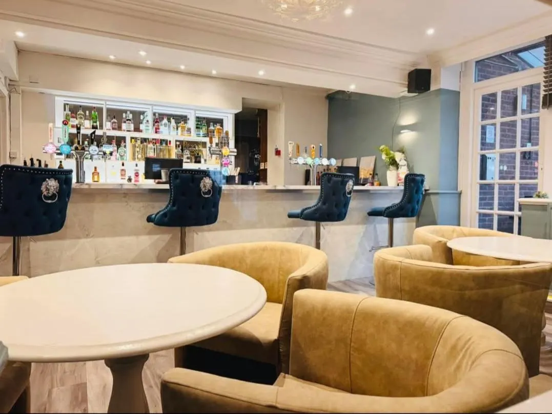 Lounge or bar in Thomas Arms Hotel