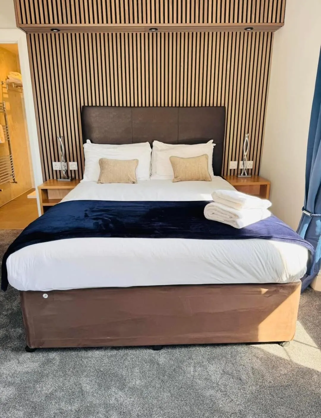 Bed in Thomas Arms Hotel