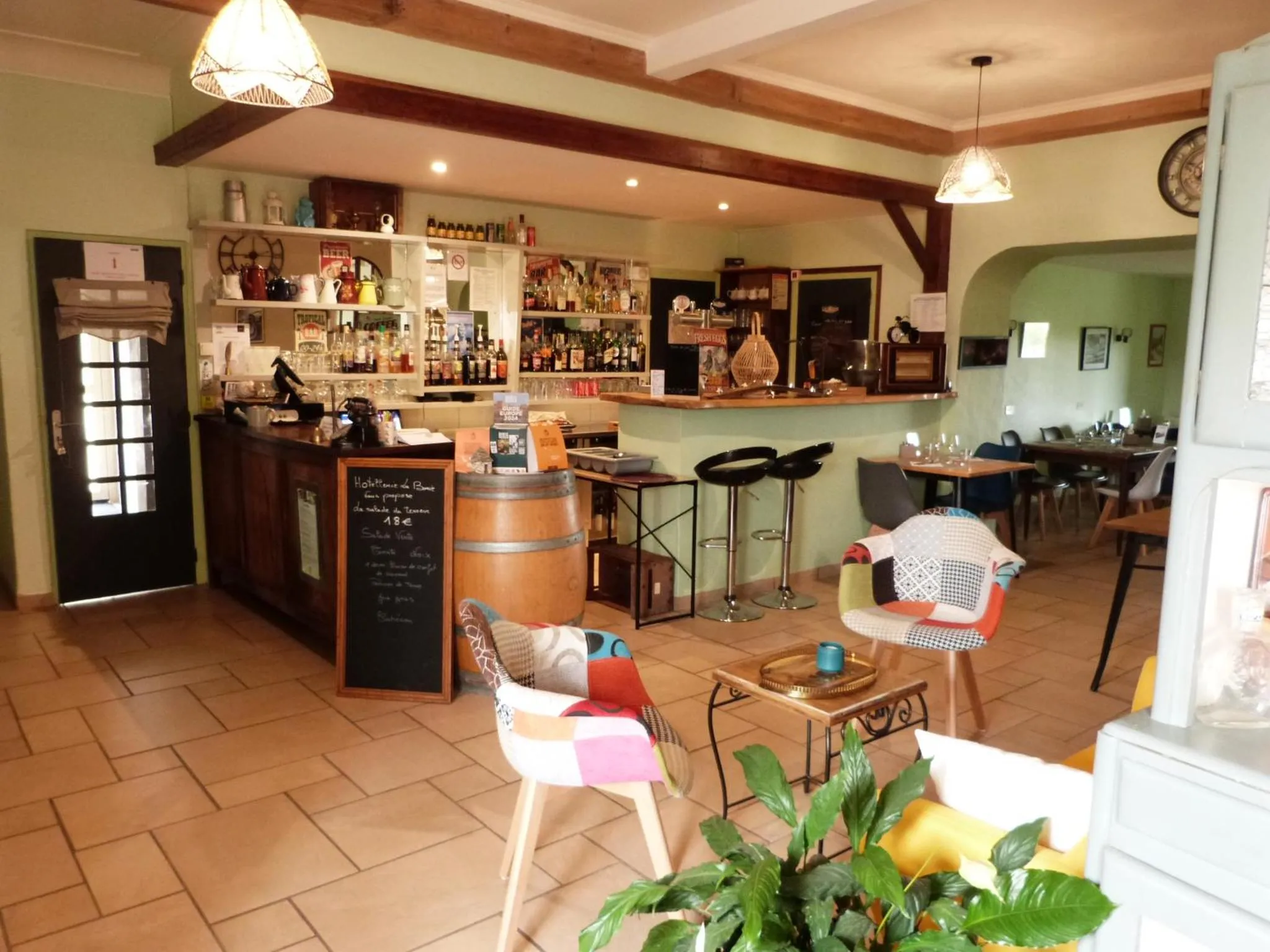 Restaurant/places to eat in Logis Hôtel Restaurant La Borie