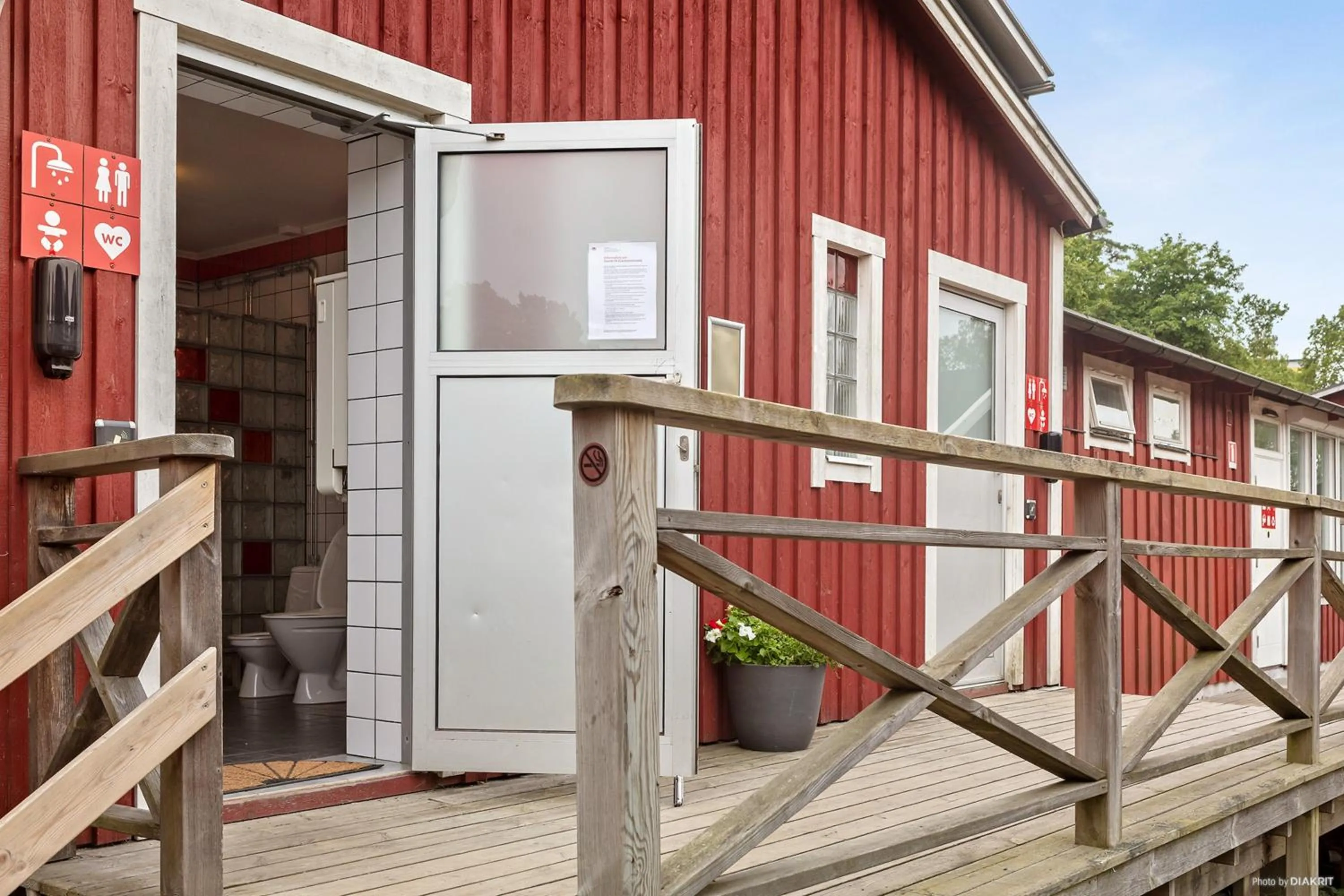 Shower in First Camp Nickstabadet-Nynäshamn