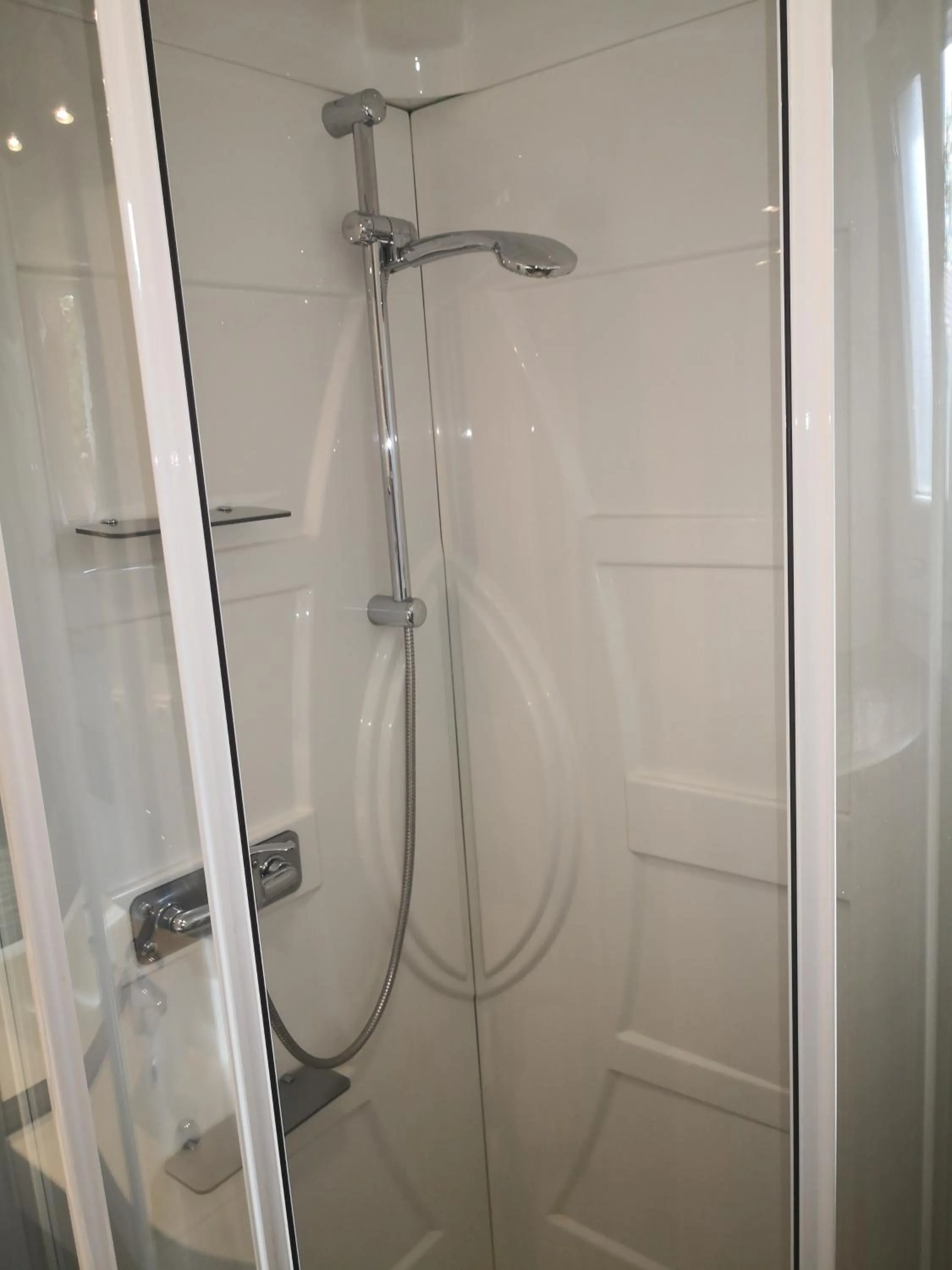 Bathroom in La Colline des Ocres Village de vacances 3 étoiles