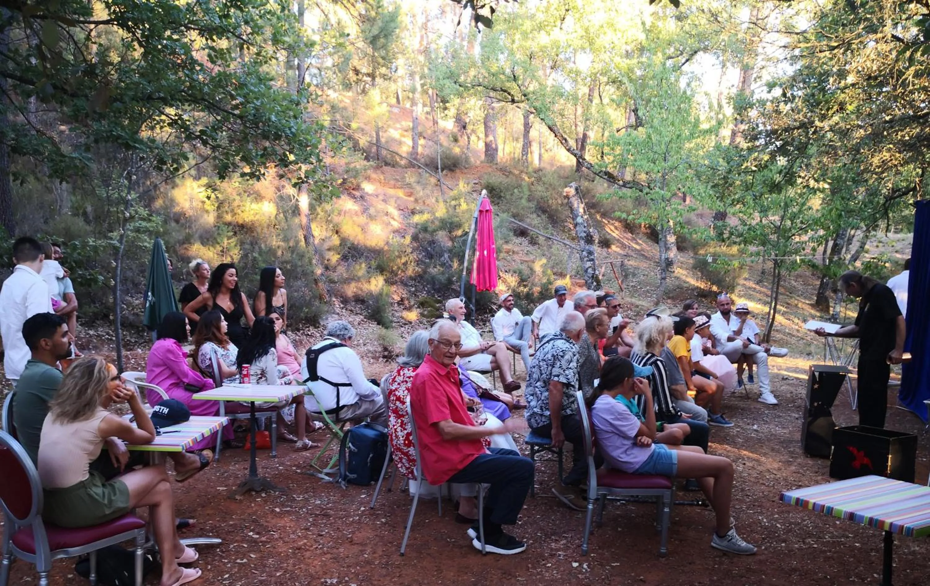 La Colline des Ocres Village de vacances 3 étoiles