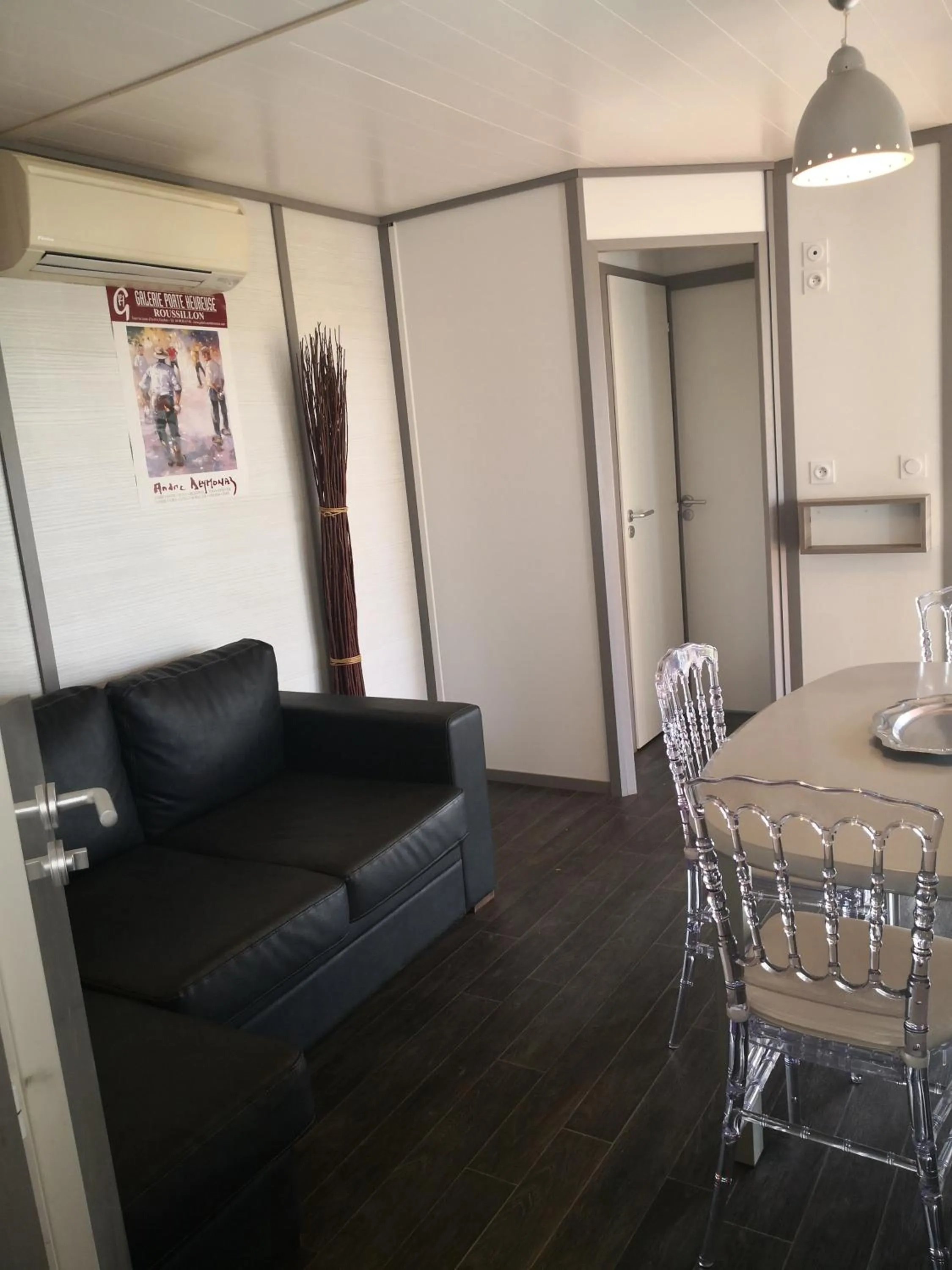 Living room in La Colline des Ocres Village de vacances 3 étoiles