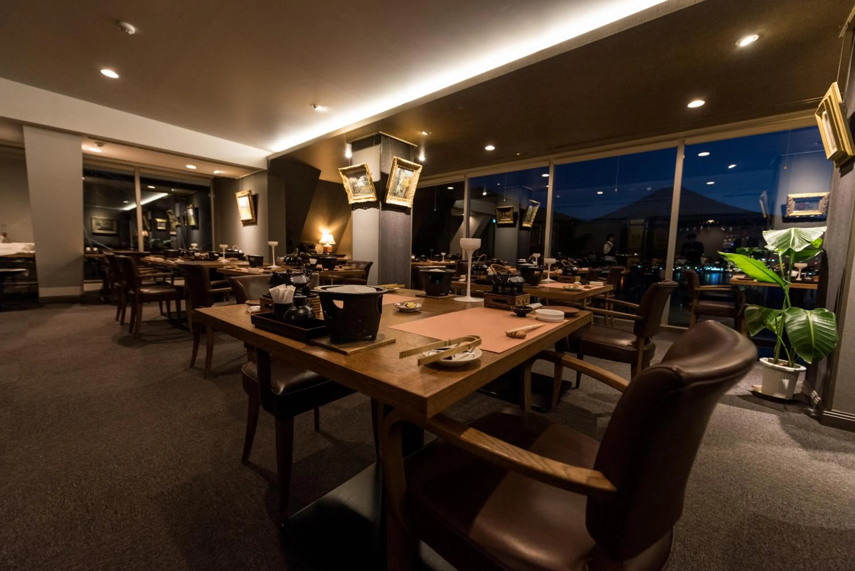 Restaurant/places to eat in Mizno Hotel