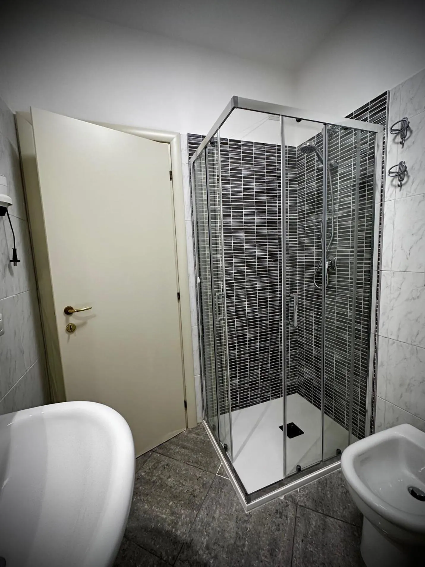 Bathroom in Albergo Italia