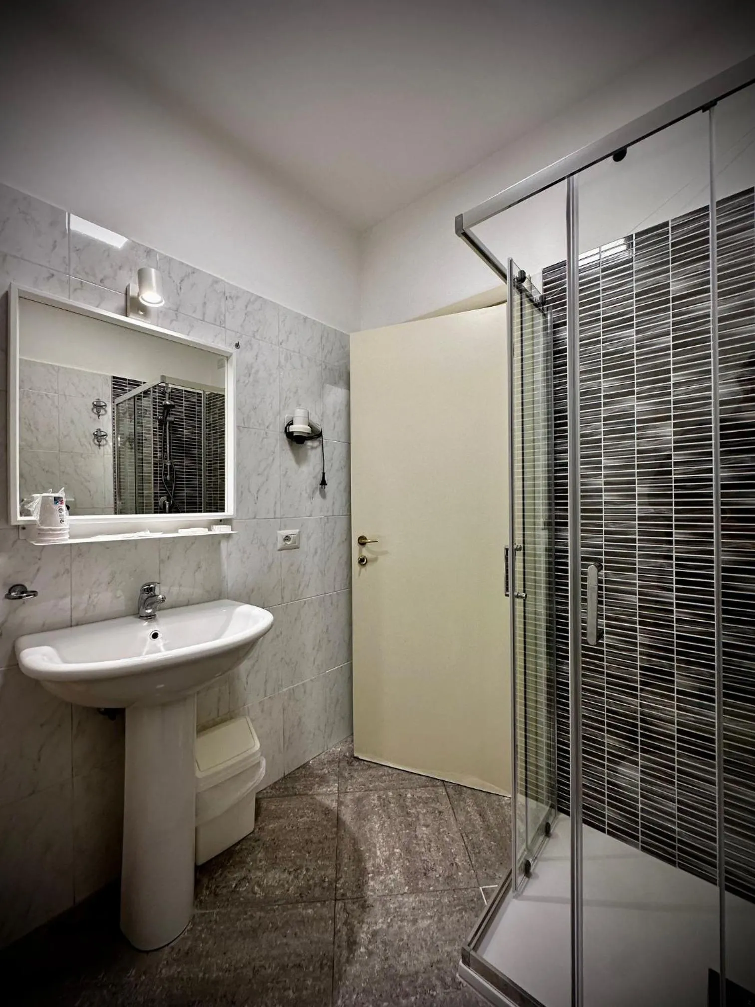 Bathroom in Albergo Italia