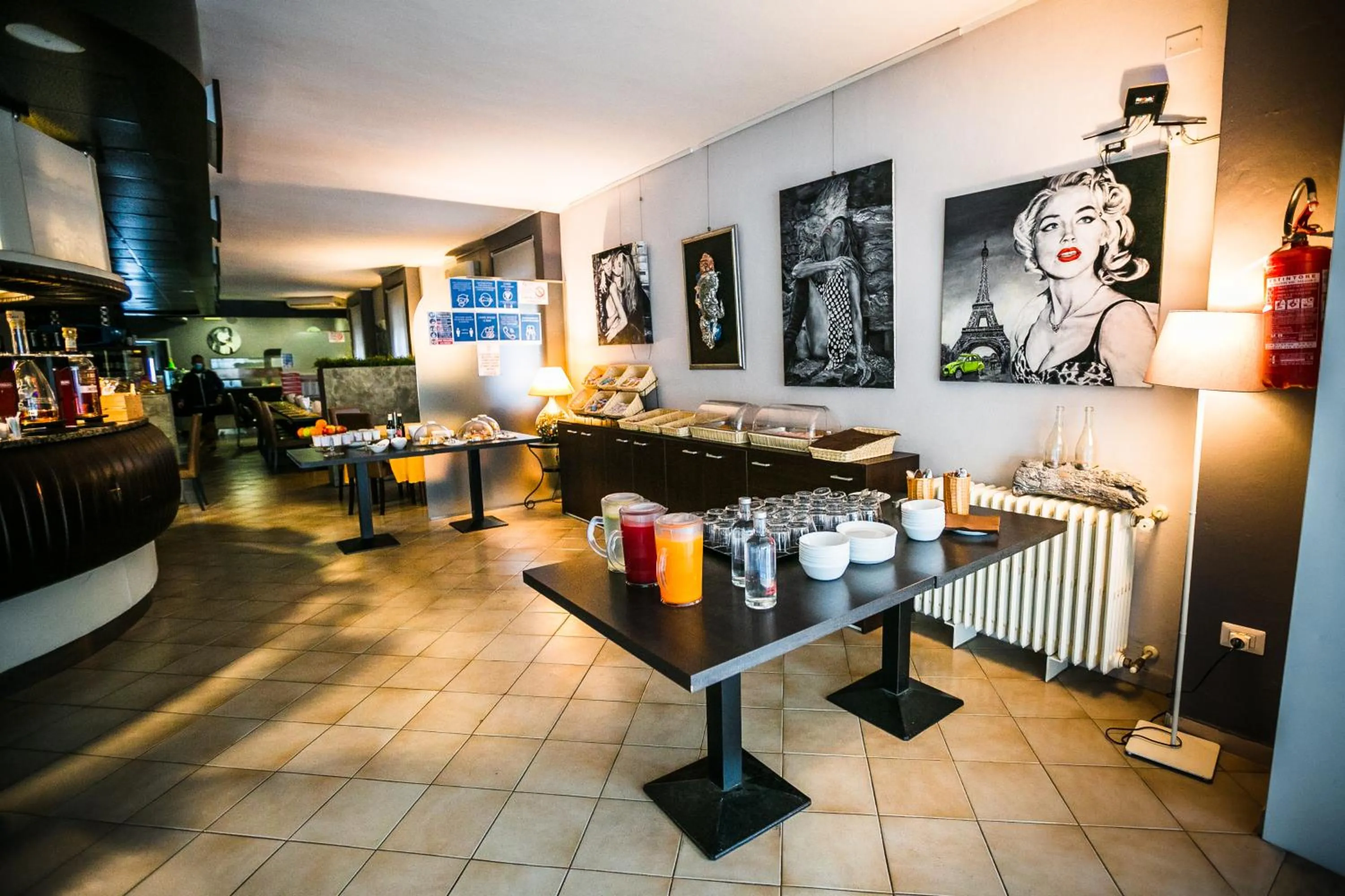 Restaurant/places to eat in Albergo Italia