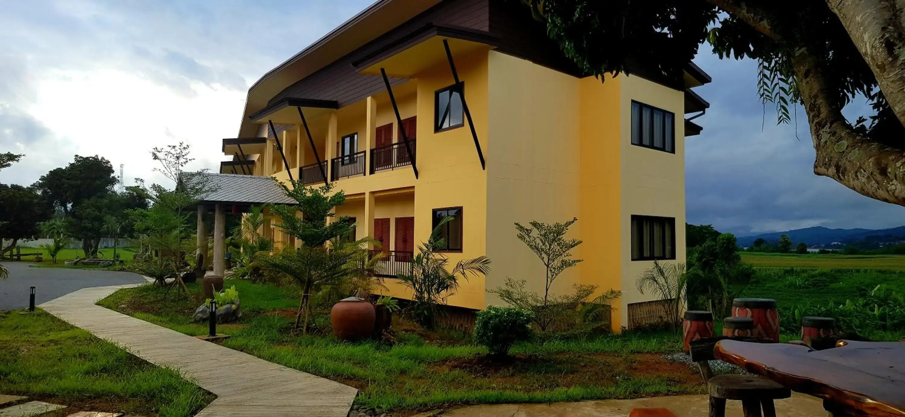 Property building in Baan Sakuna Hotel Property building in Baan Sakuna Hotel