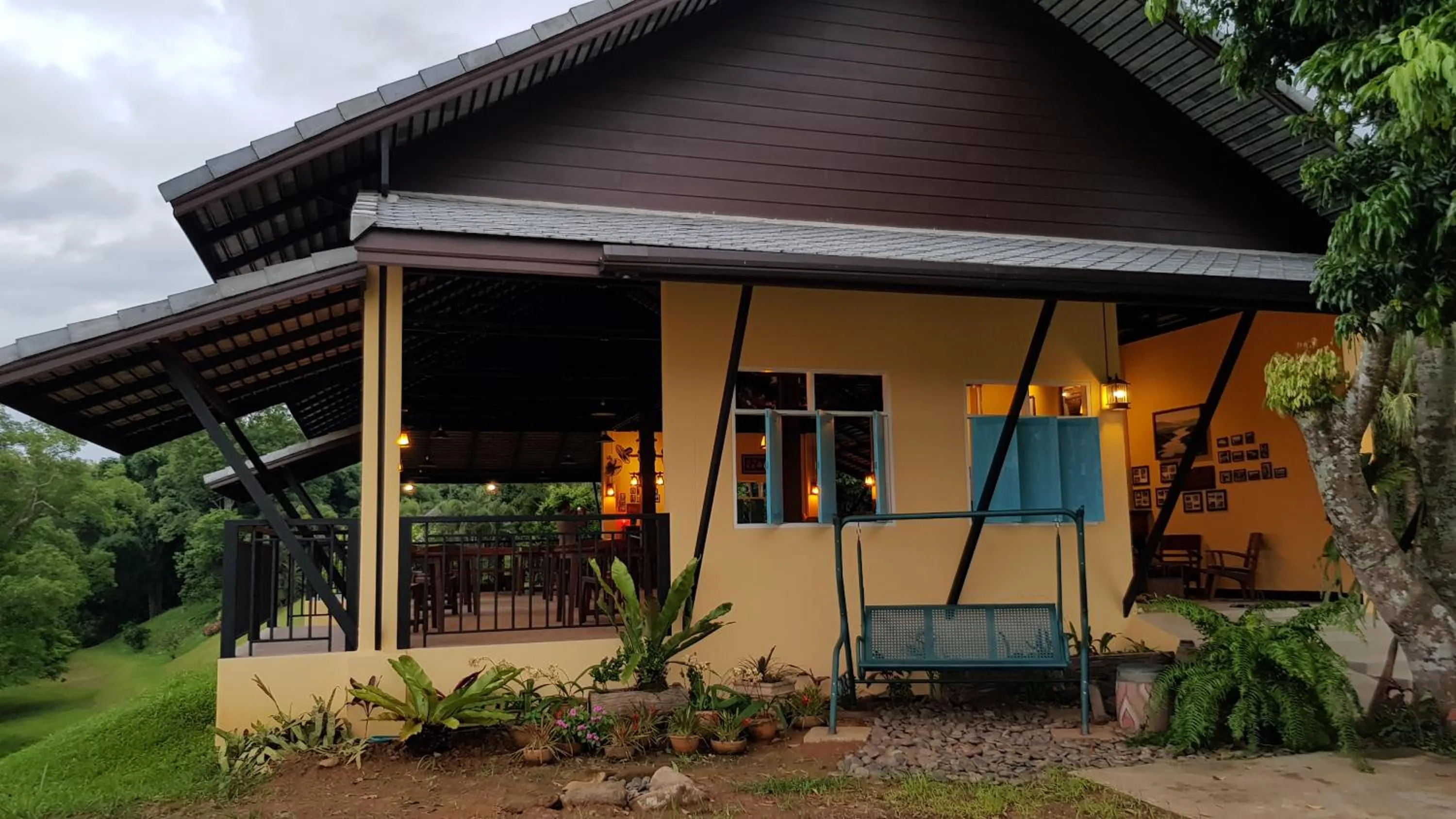 Property building in Baan Sakuna Hotel