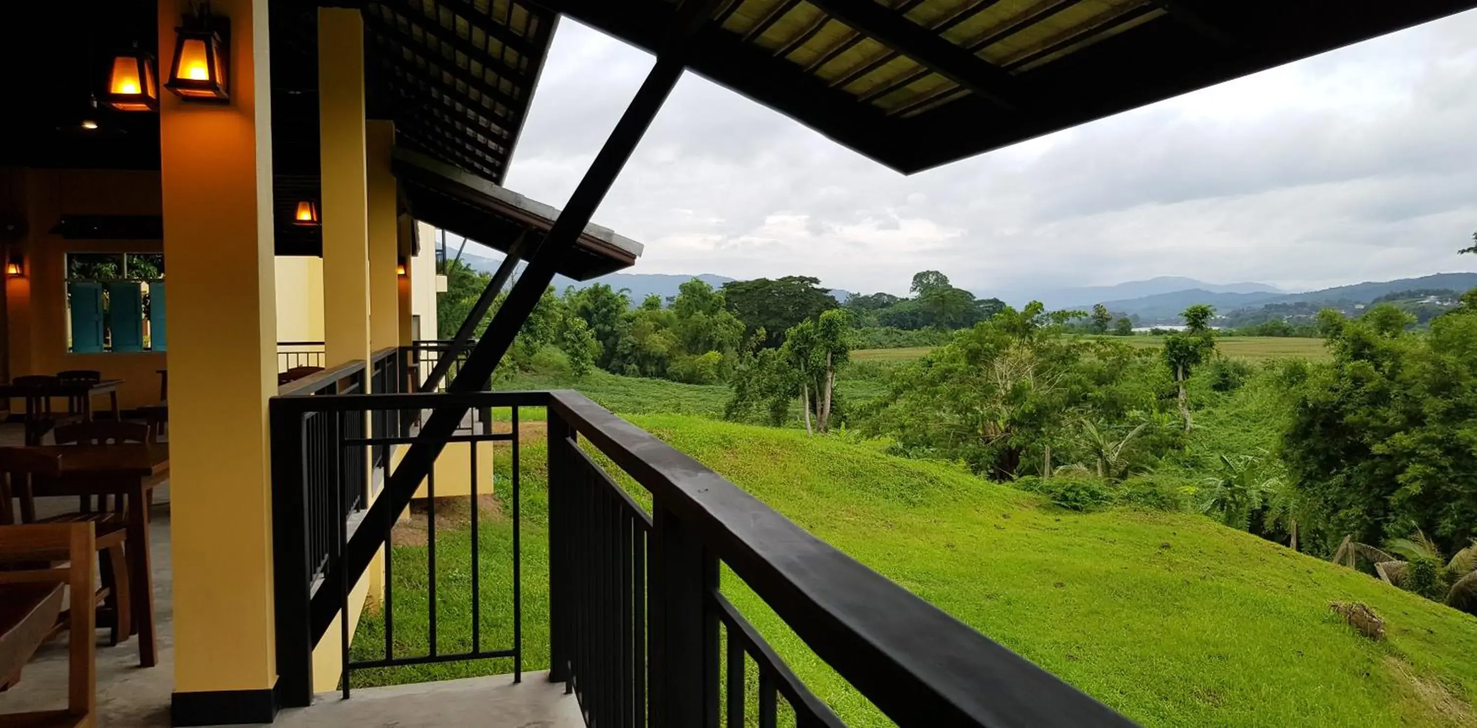 Restaurant/places to eat in Baan Sakuna Hotel Restaurant/places to eat in Baan Sakuna Hotel