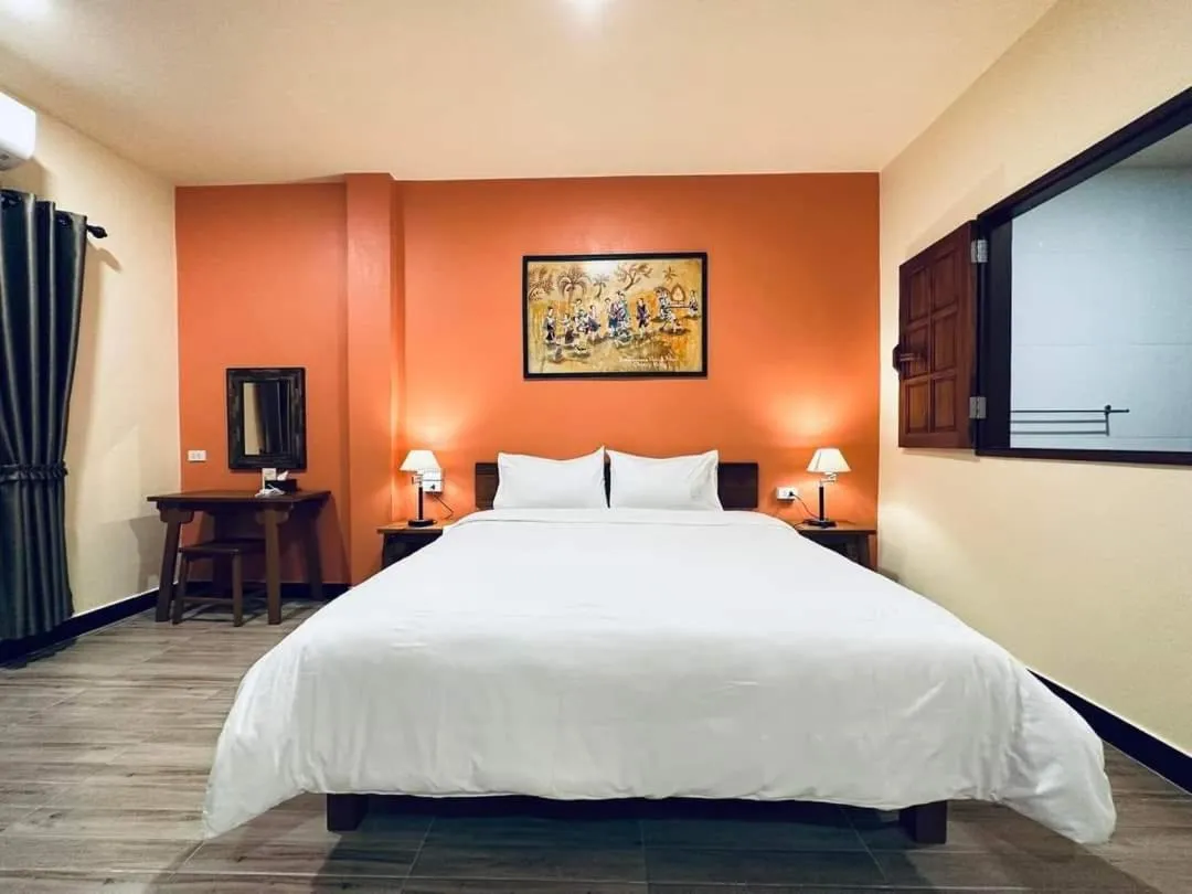 Bed in Baan Sakuna Hotel