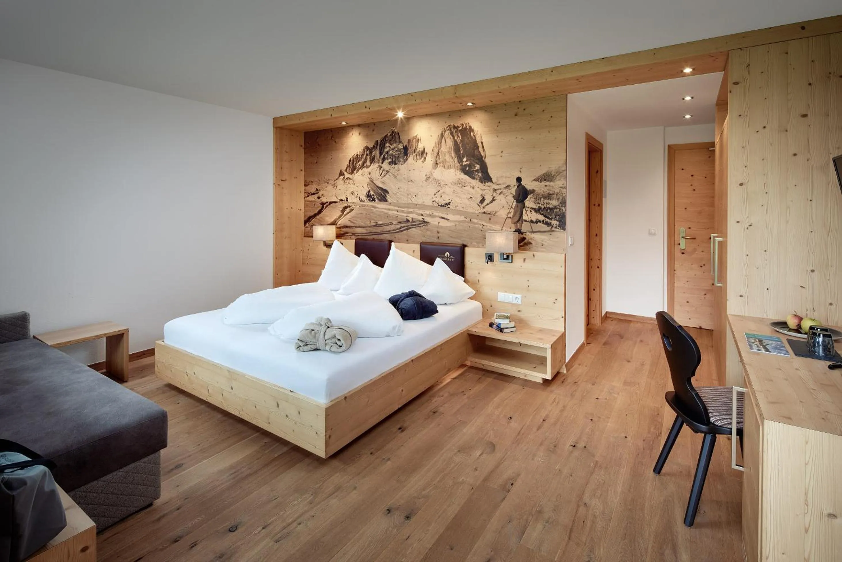 Bedroom, Bed in Naturhotel Die Waldruhe GmbH