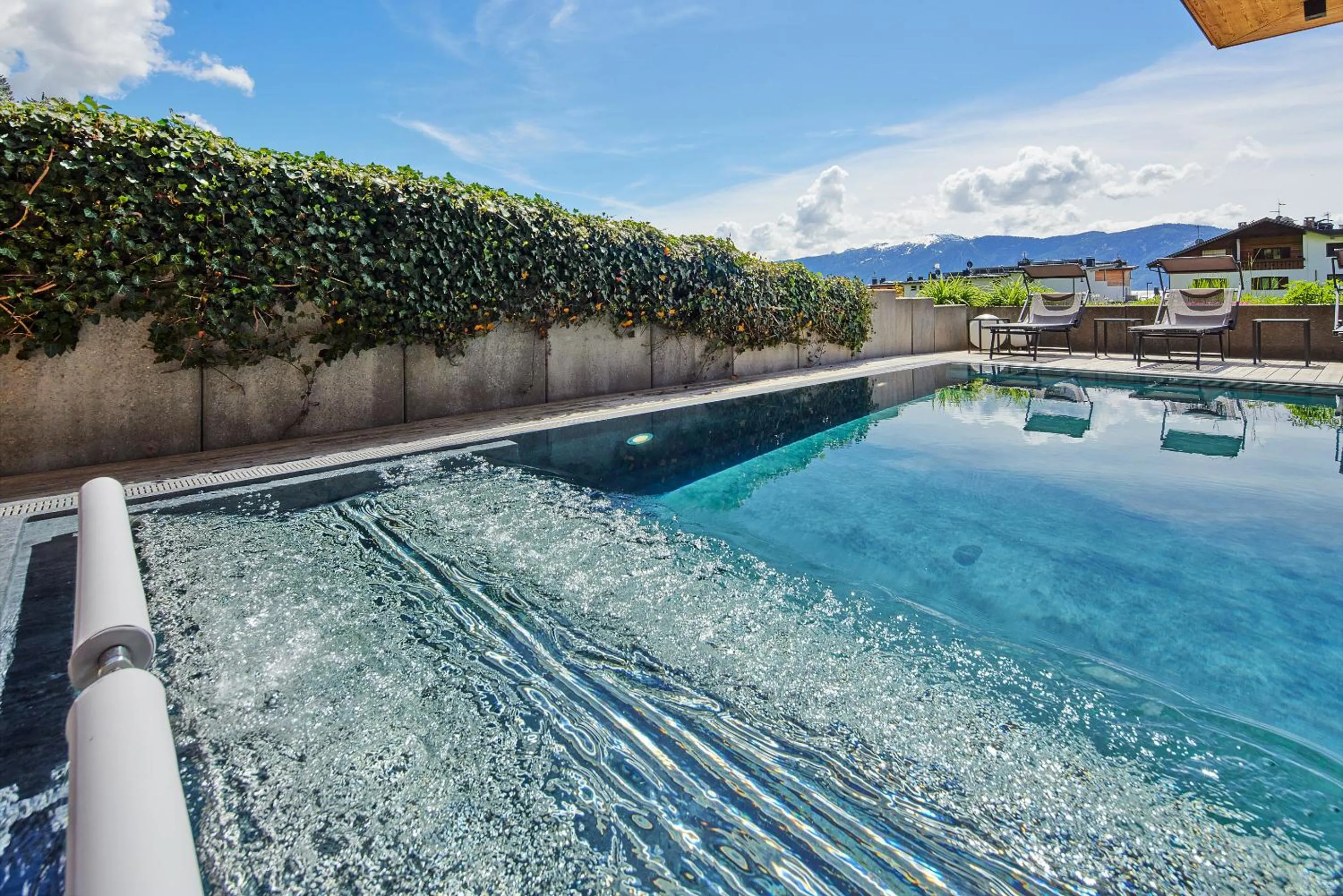 Swimming pool in Naturhotel Die Waldruhe GmbH