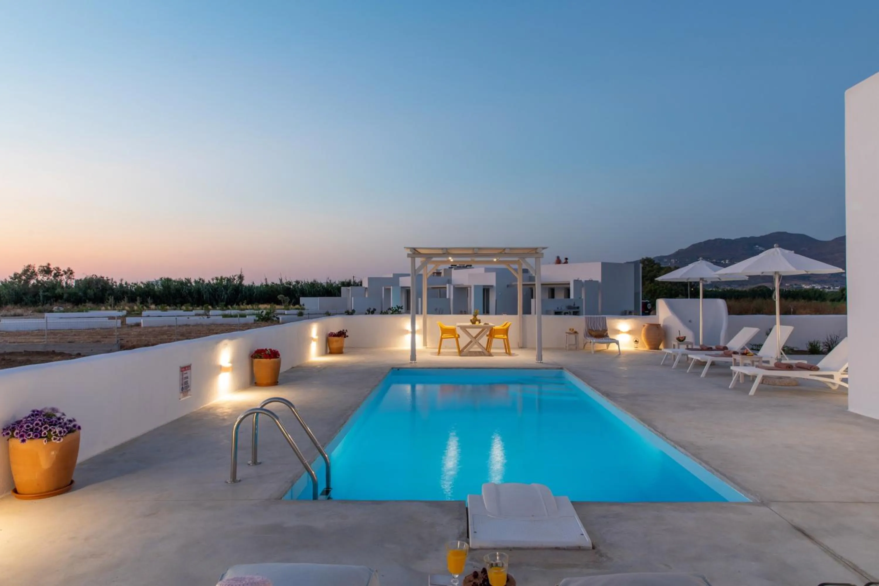 Naxian Lounge Villas