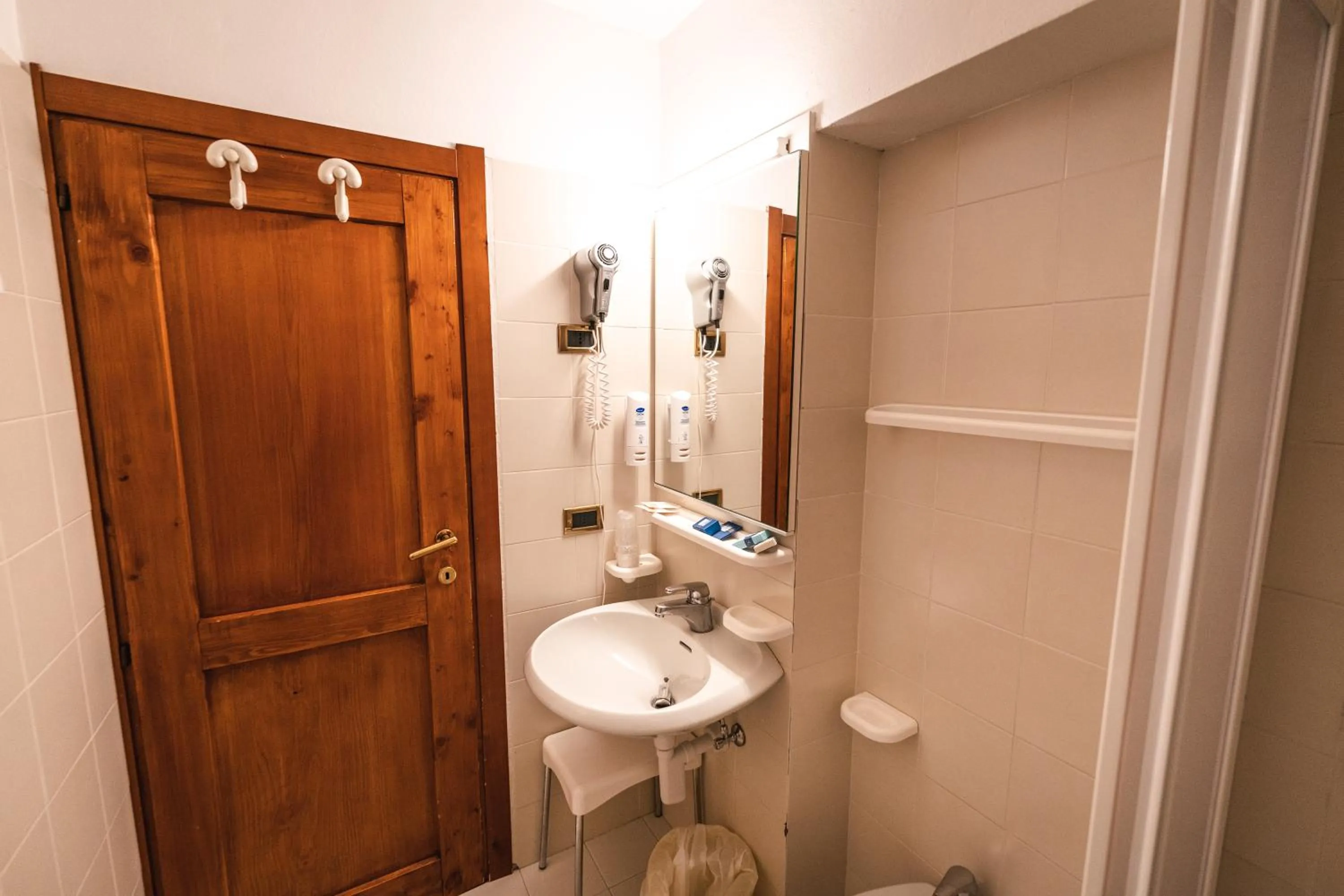 Bathroom in Smart Hotel Renzi