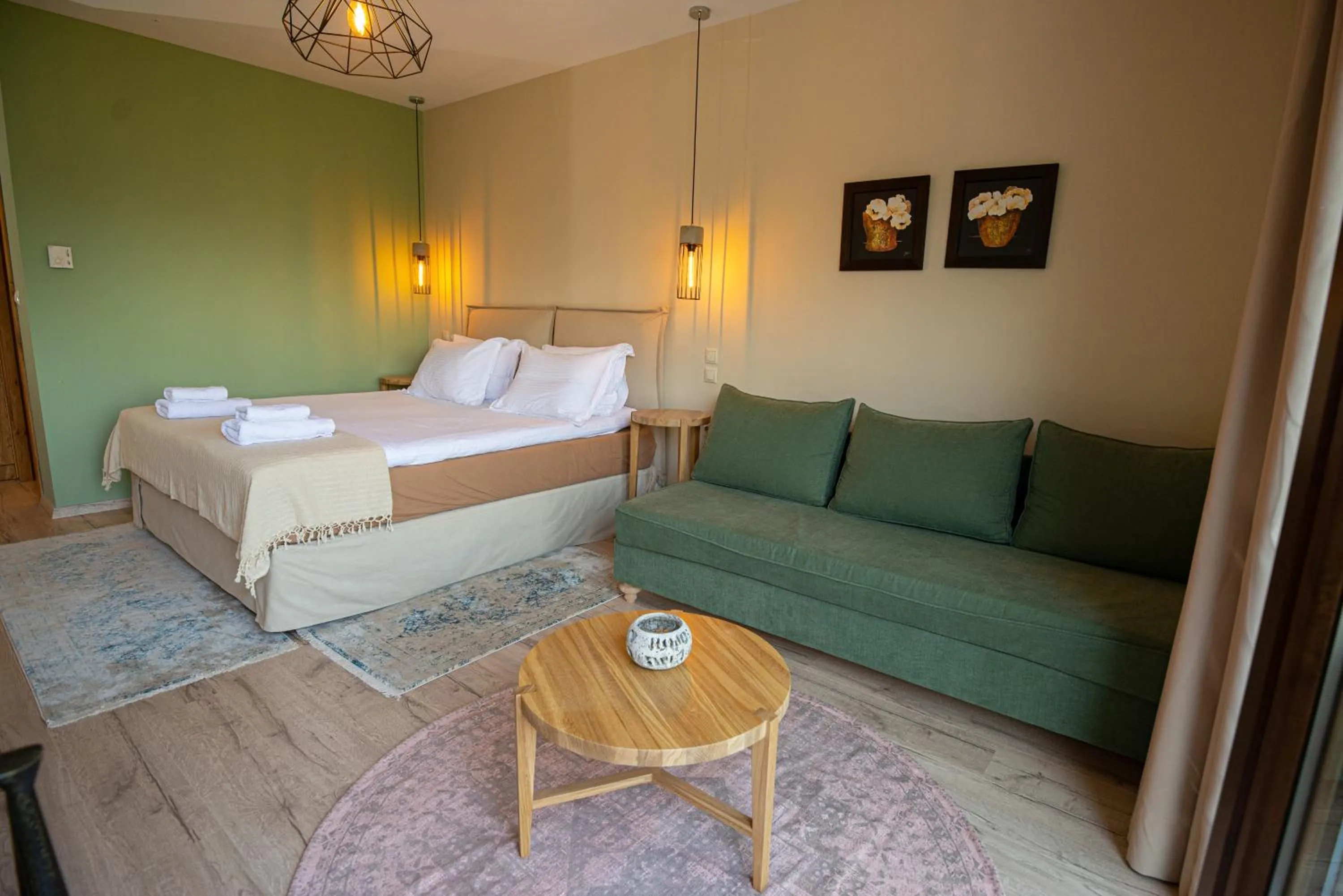 Bedroom, Bed in Anavasi Mountain Resort