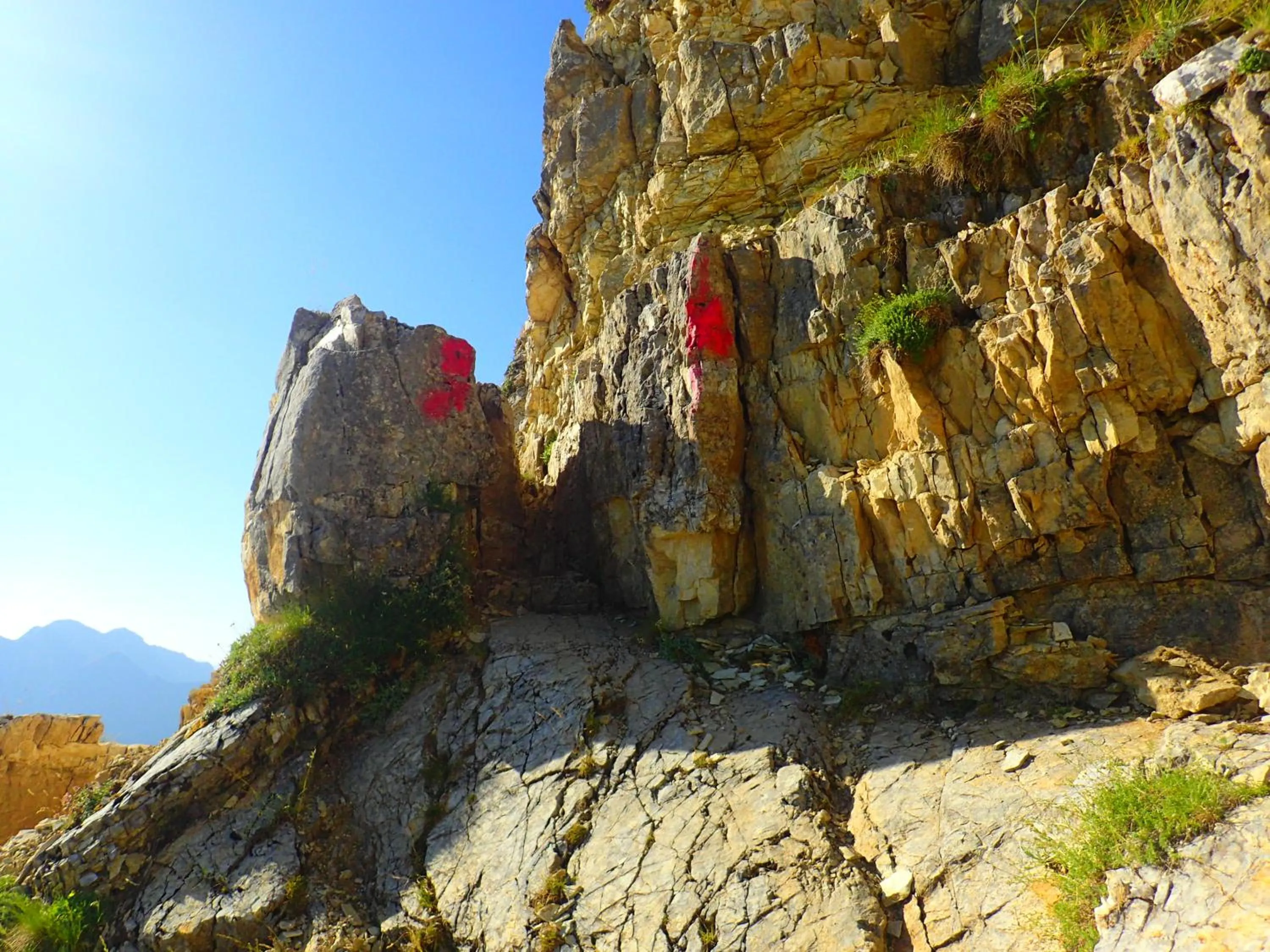 Hiking in Anavasi Mountain Resort