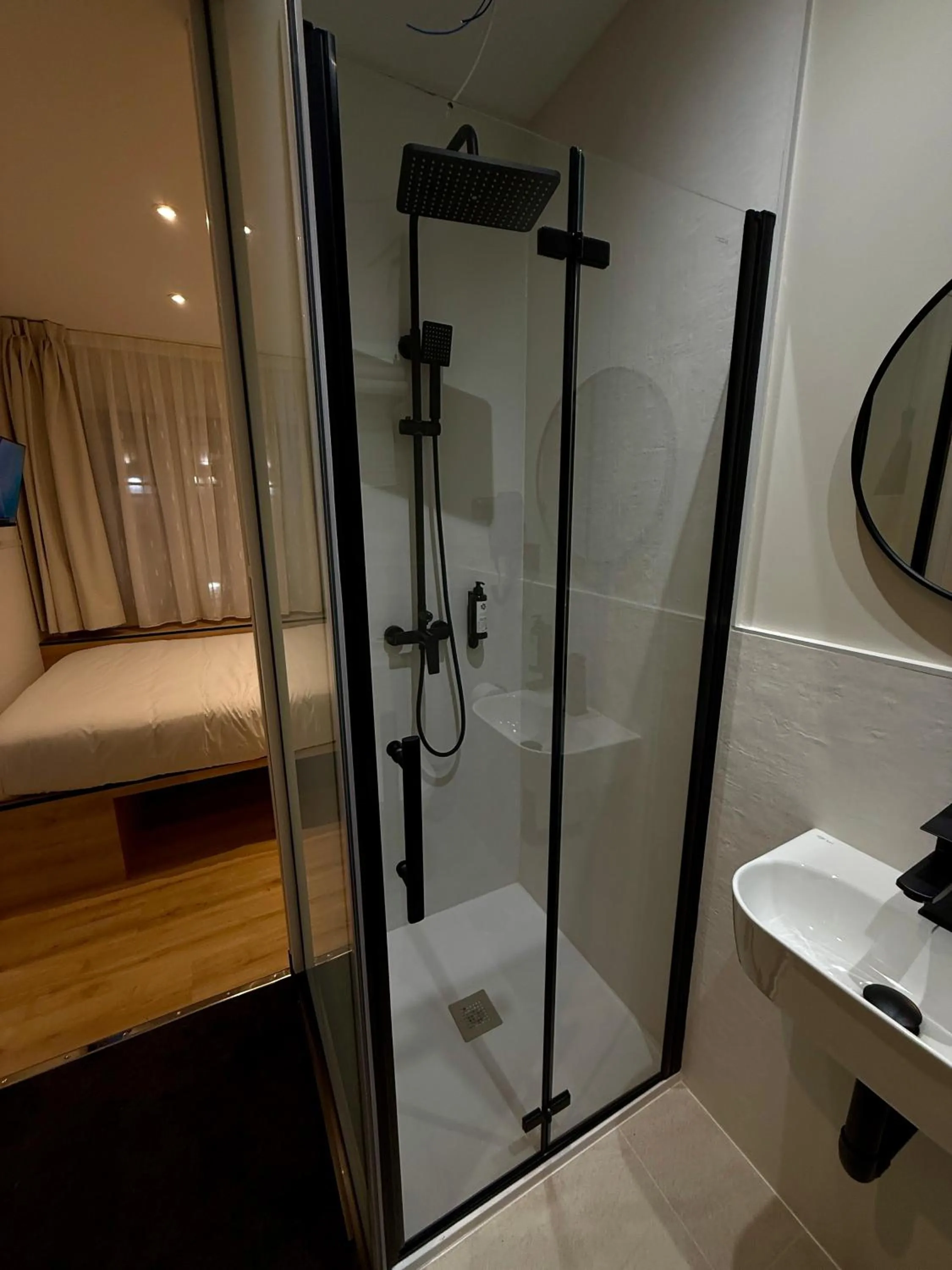 Bathroom in Mucho Madrid