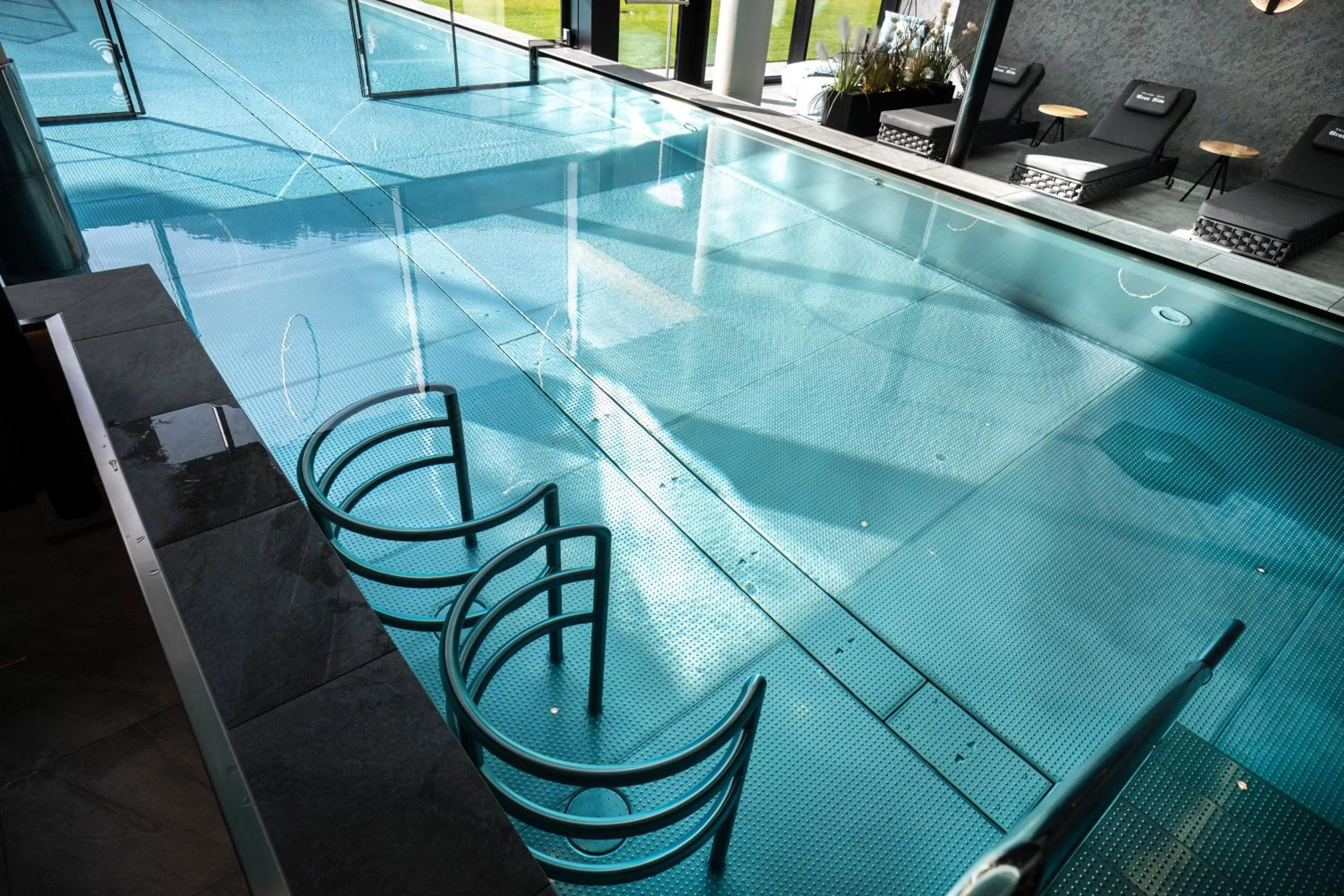 Swimming pool in Wellness Hotel Gran Risa***S