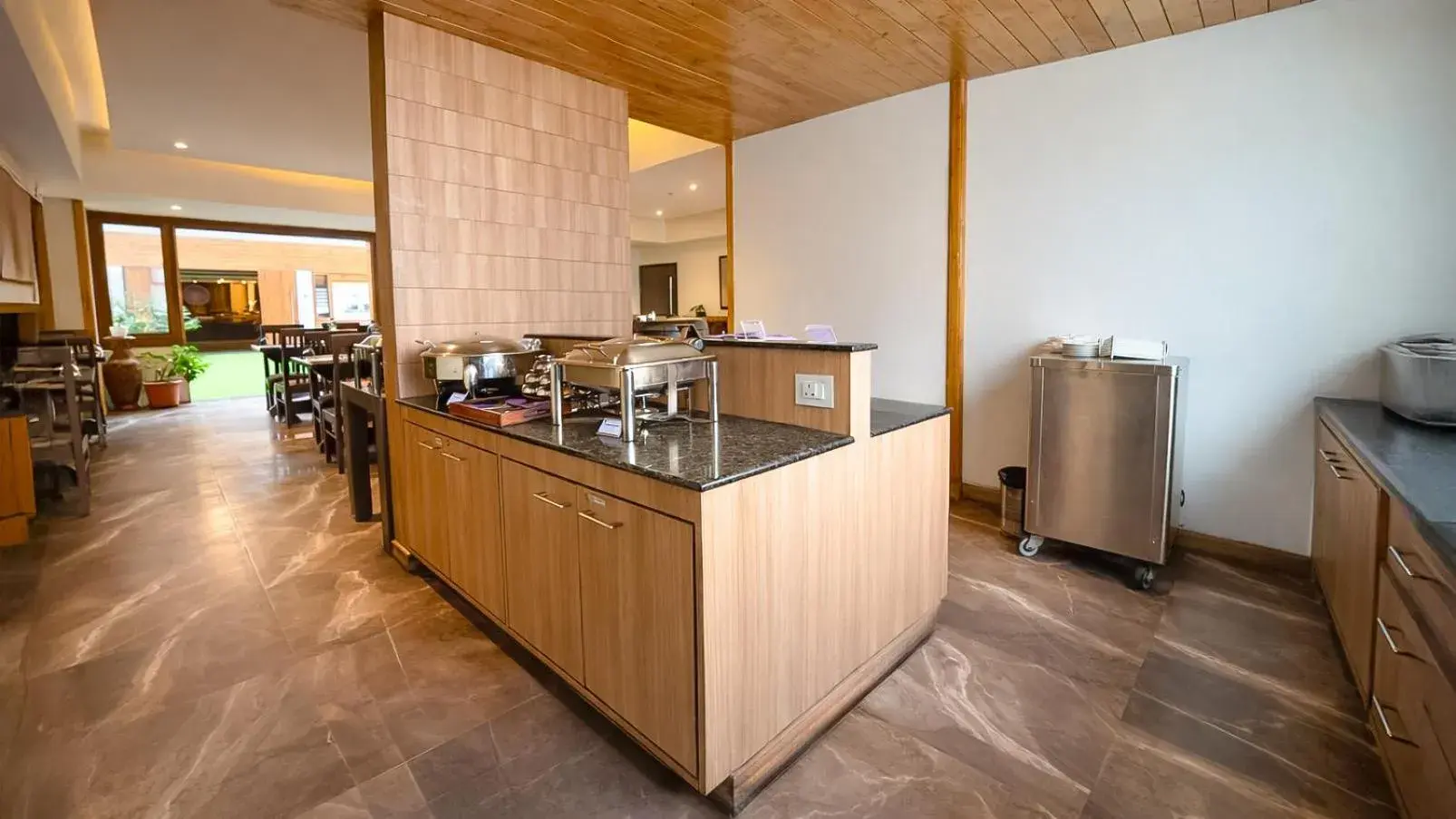 Restaurant/places to eat in Yashshree Sanderling Mall Road Restaurant/places to eat in Yashshree Sanderling Mall Road