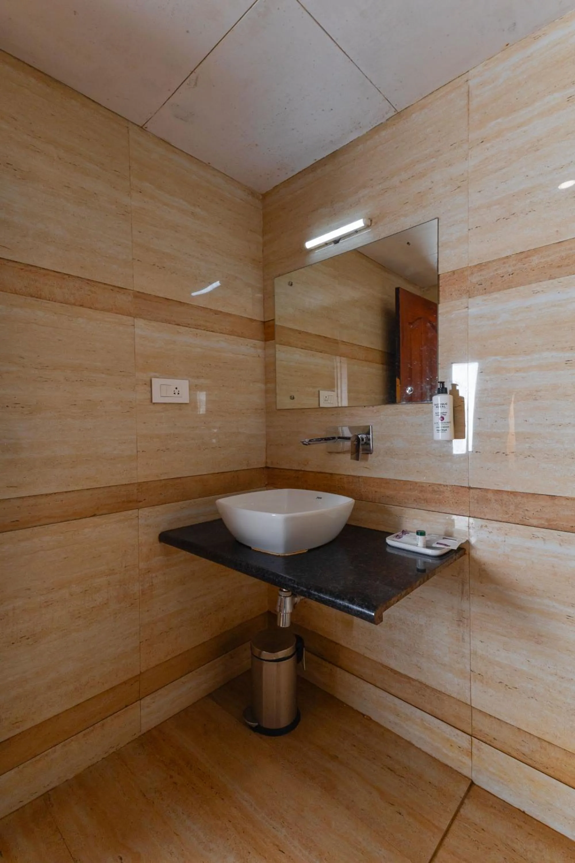 Bathroom in Yashshree Sanderling Mall Road