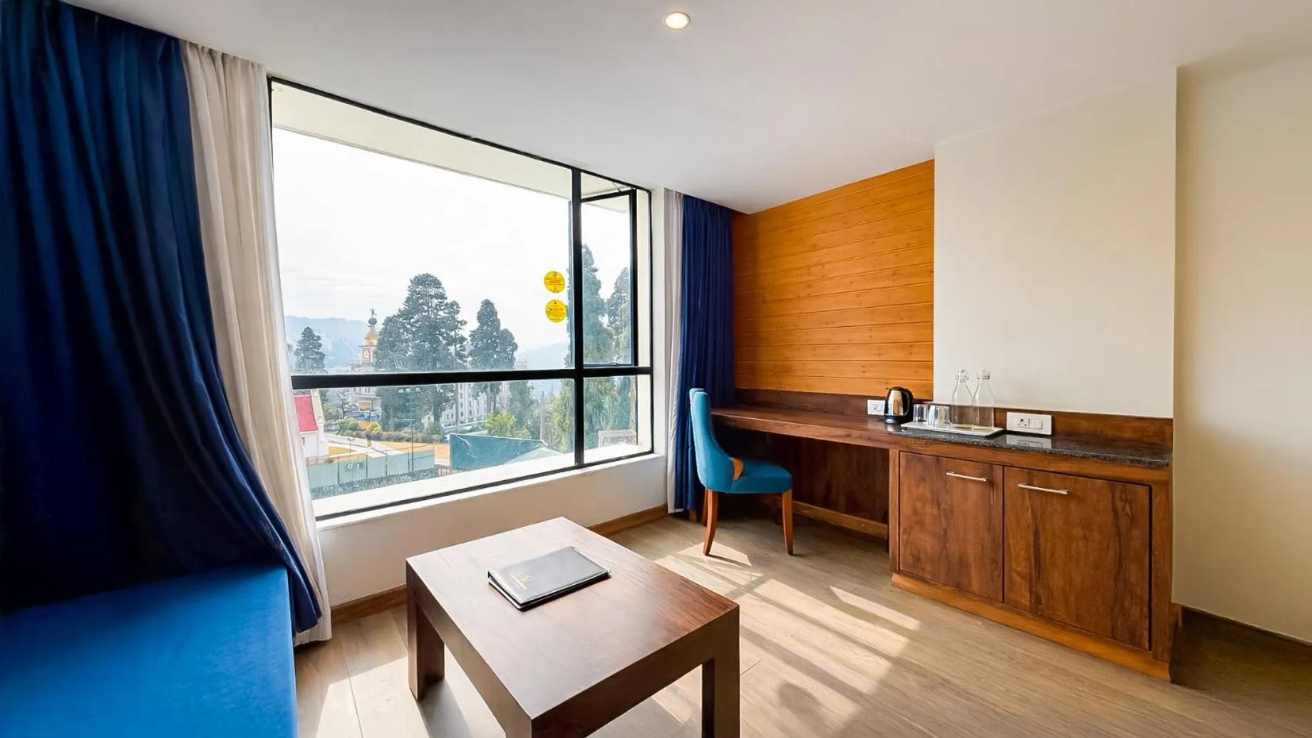 Bedroom in Yashshree Sanderling Mall Road