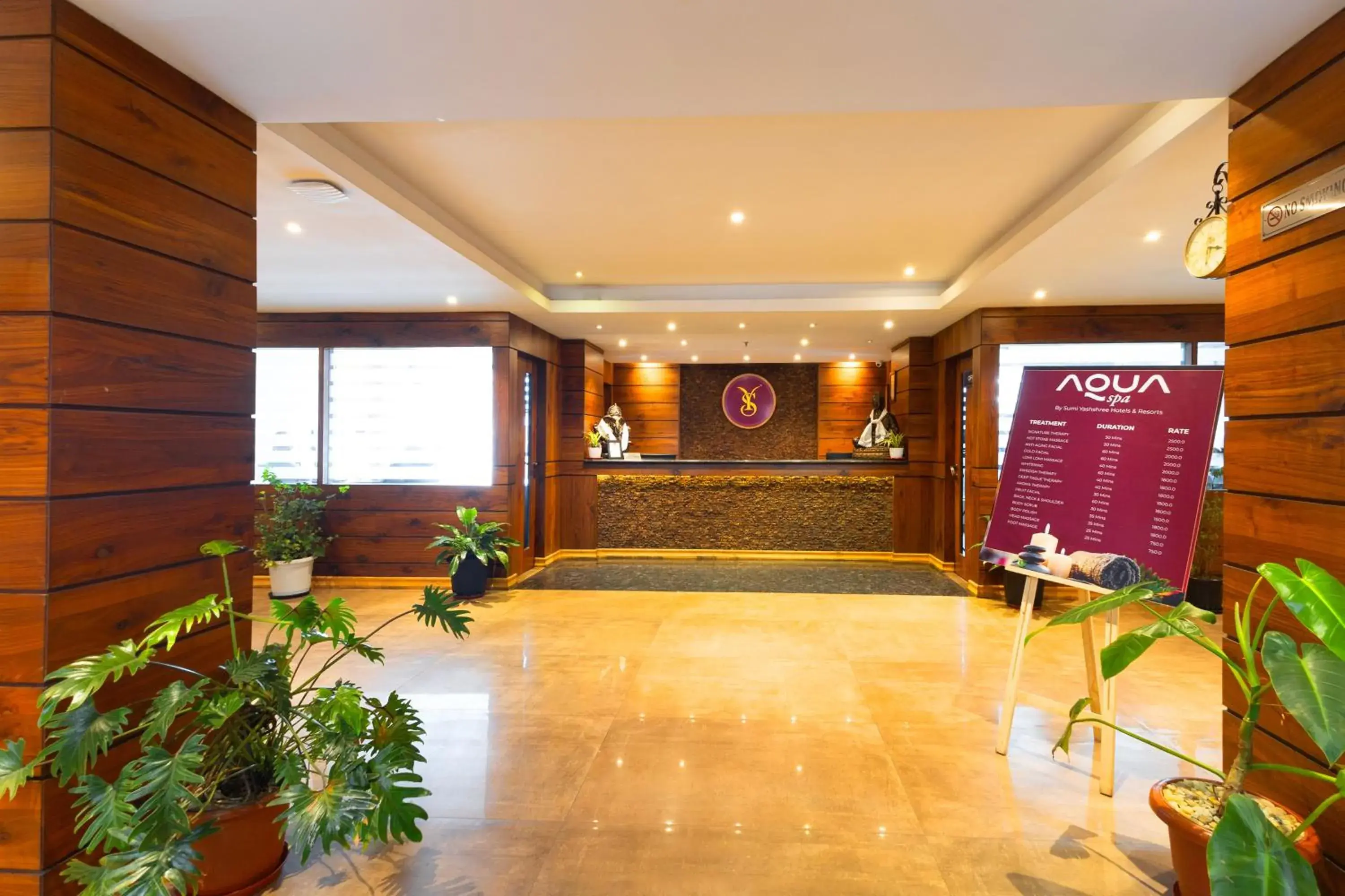 Lobby or reception in Yashshree Sanderling Mall Road Lobby or reception in Yashshree Sanderling Mall Road