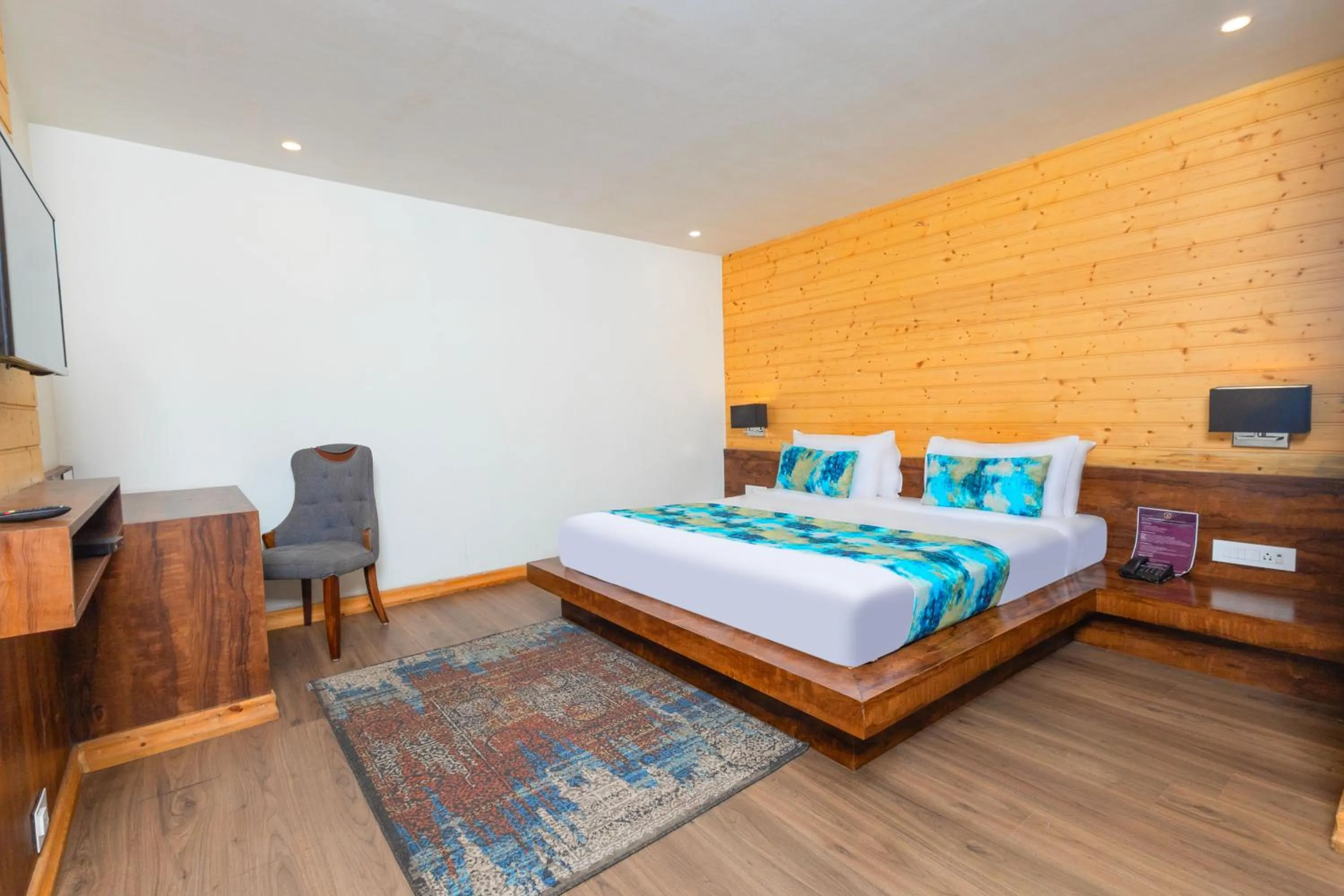 Bedroom, Bed in Yashshree Sanderling Mall Road