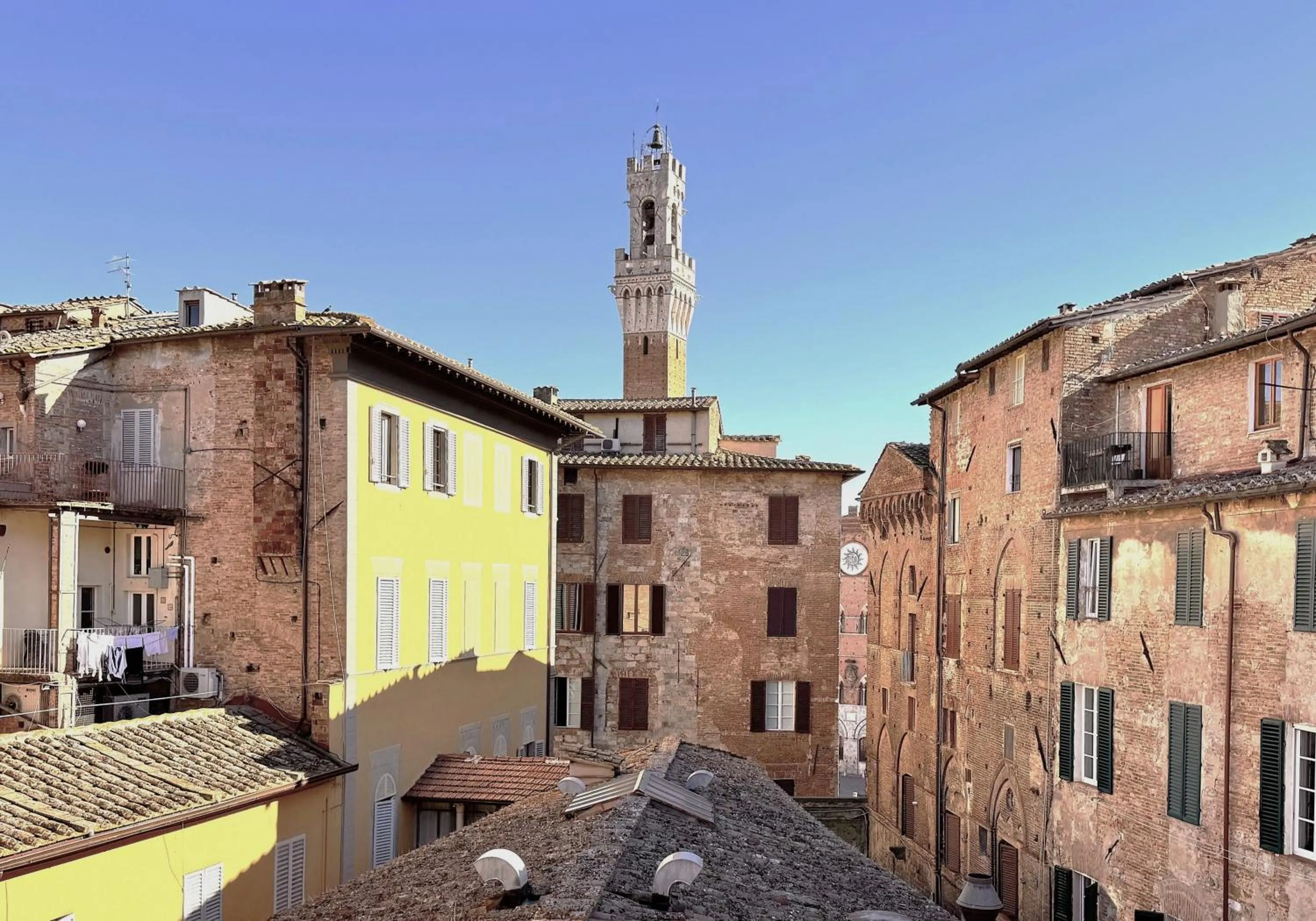 LA COSTARELLA - Central with Cozy Terrace