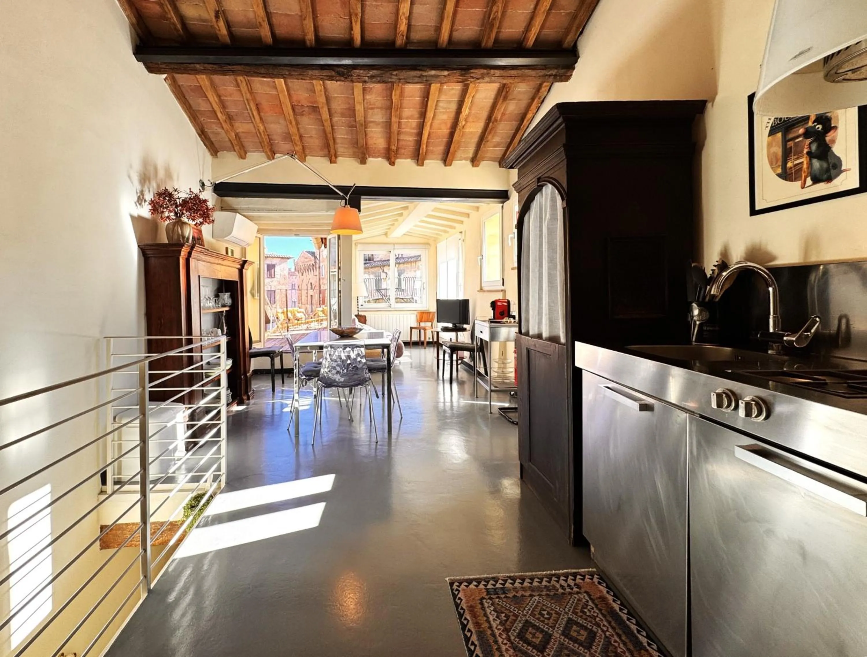 LA COSTARELLA - Central with Cozy Terrace