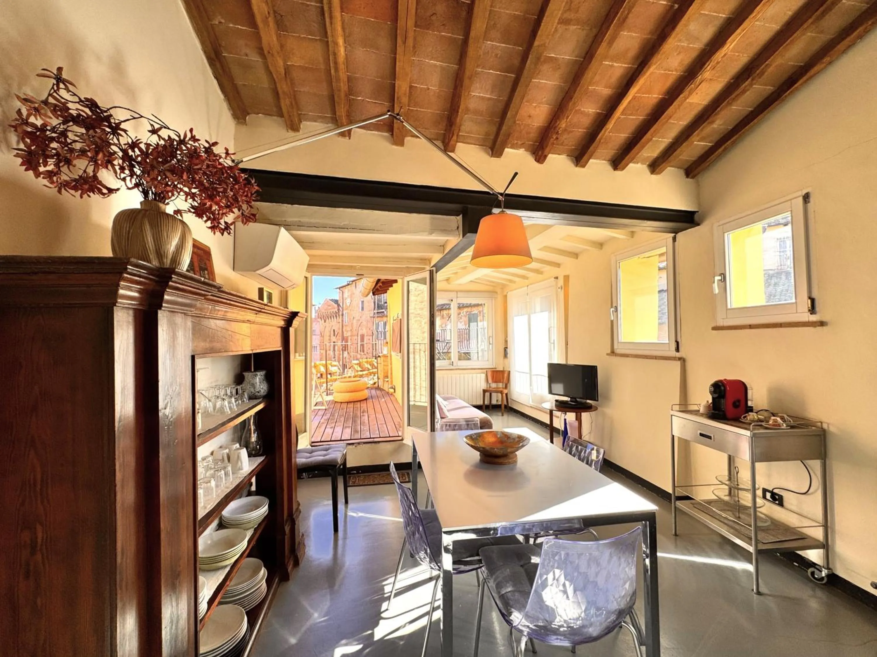 LA COSTARELLA - Central with Cozy Terrace