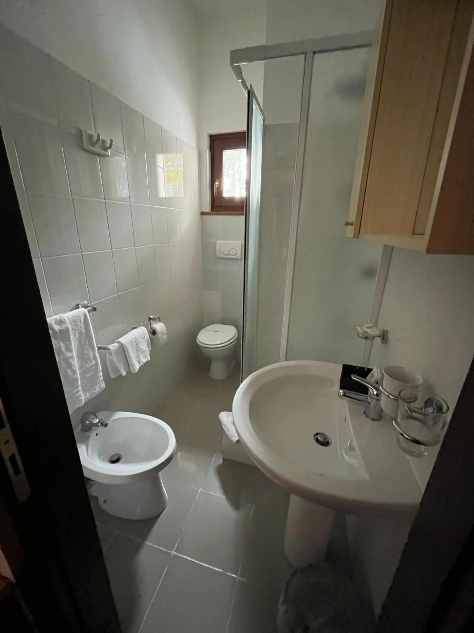 Shower in La Capannina