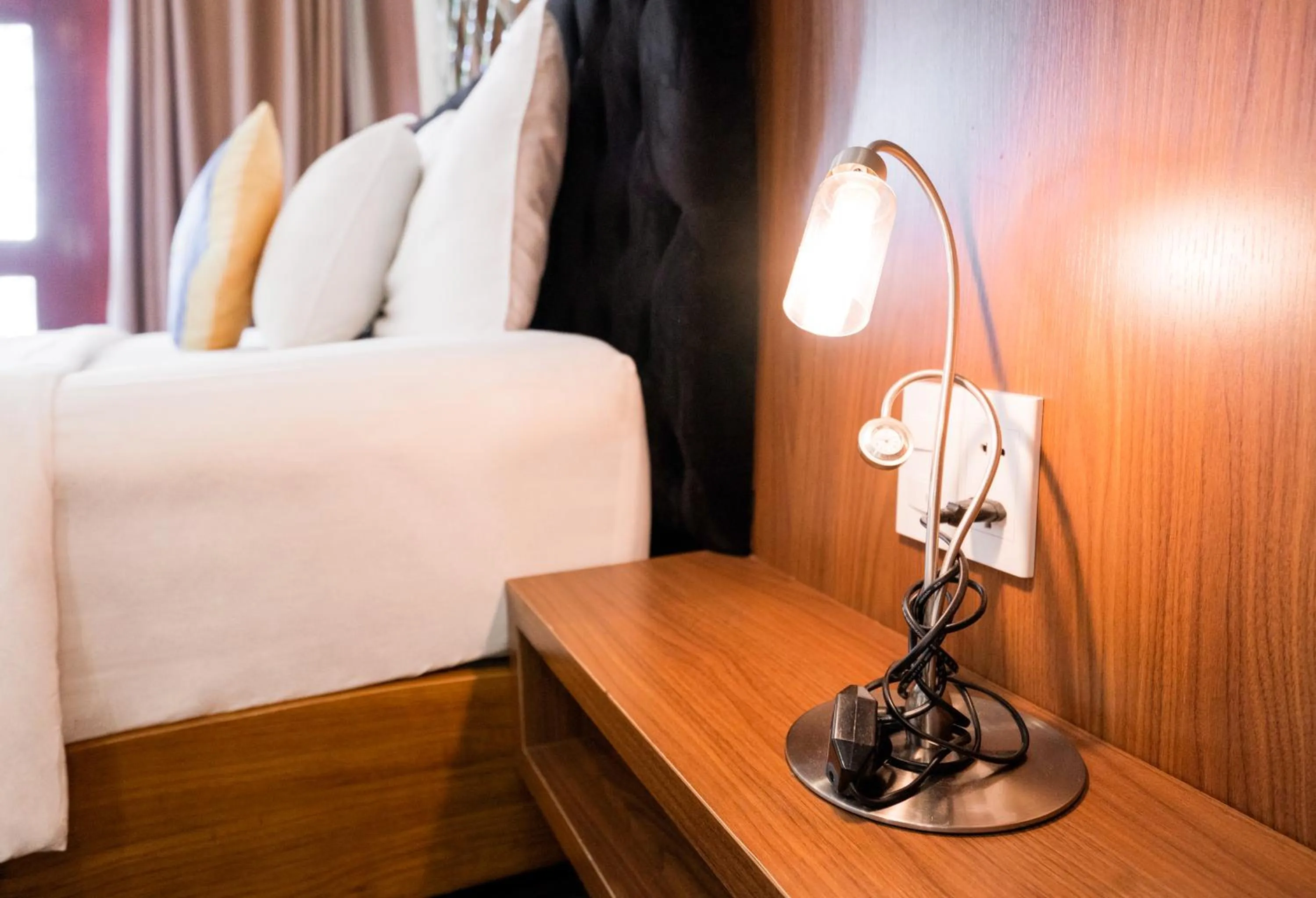 Bed in C'Lavie Hotel - Saigon Airport Hotel