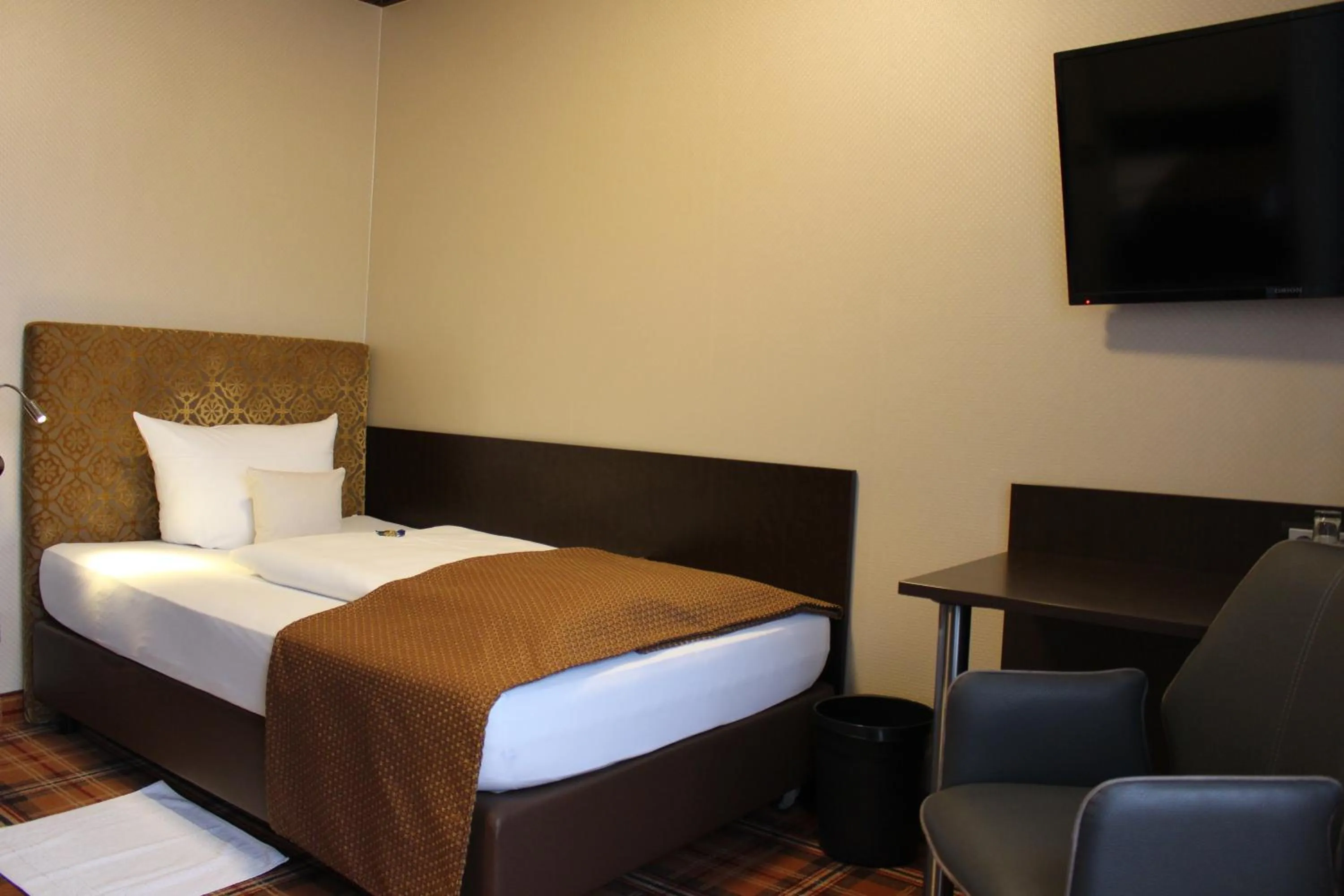 Bed in Müllers Landhotel