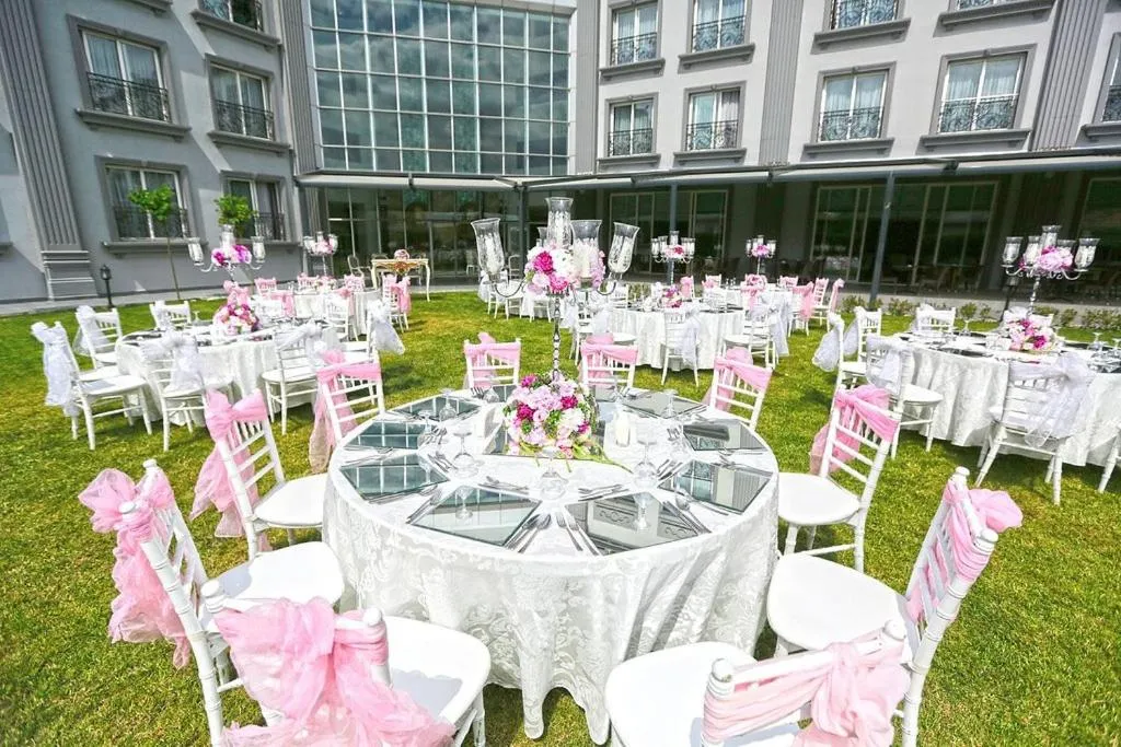 Banquet/Function facilities in Premier Inn Sakarya