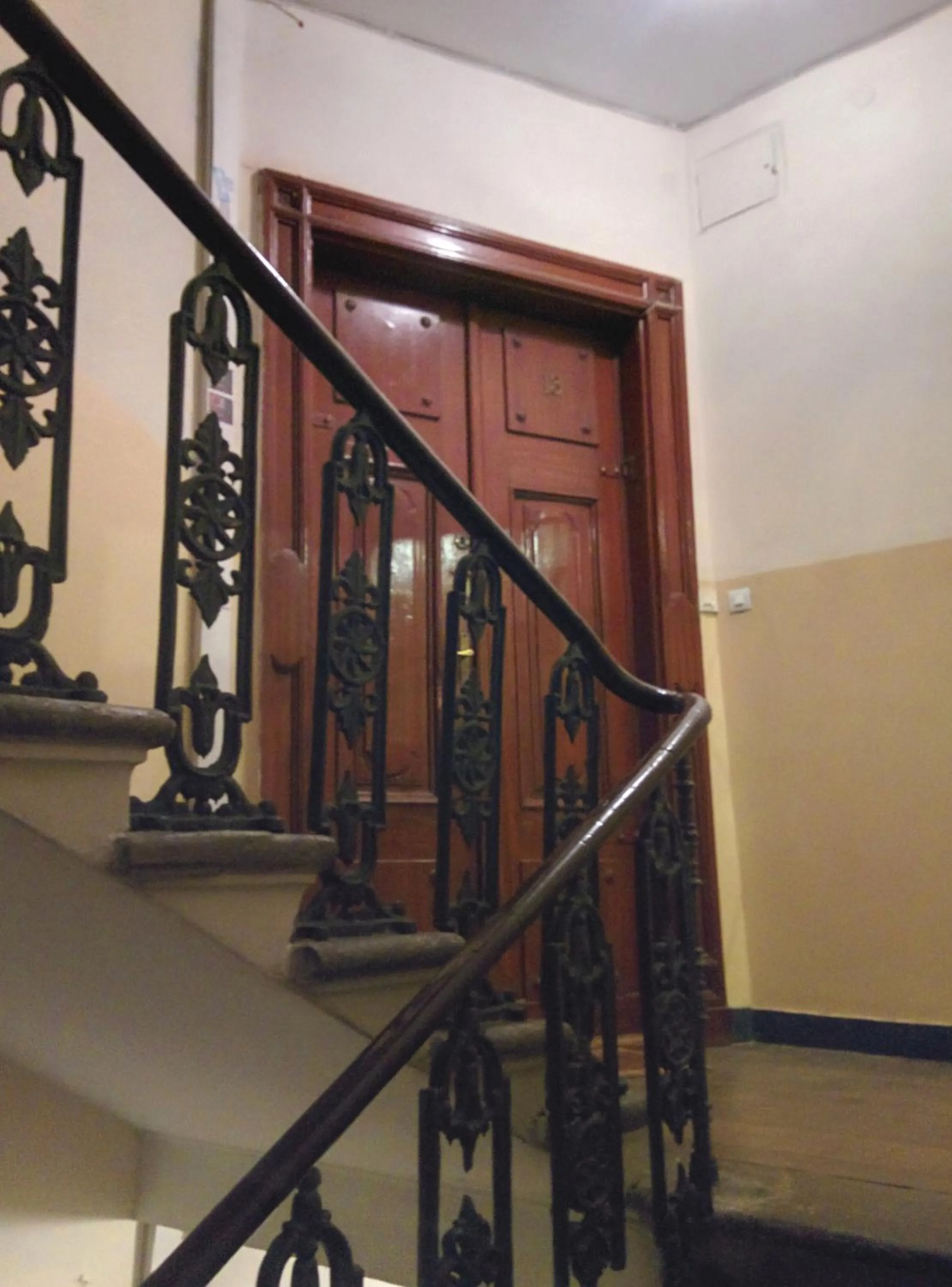 Warsaw Concierge Traveller's Nest Wspólna
