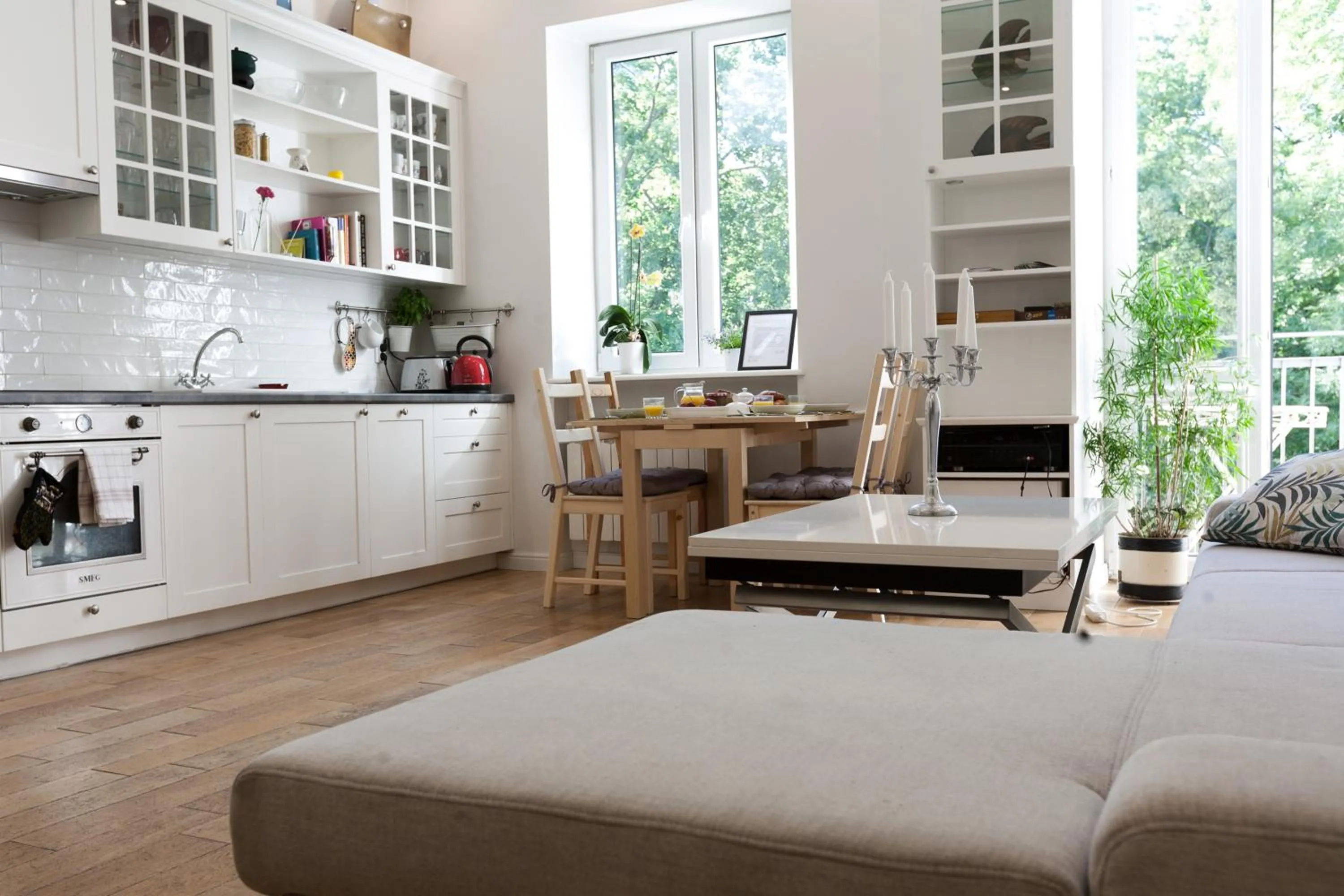 Warsaw Concierge Traveller's Nest Wspólna