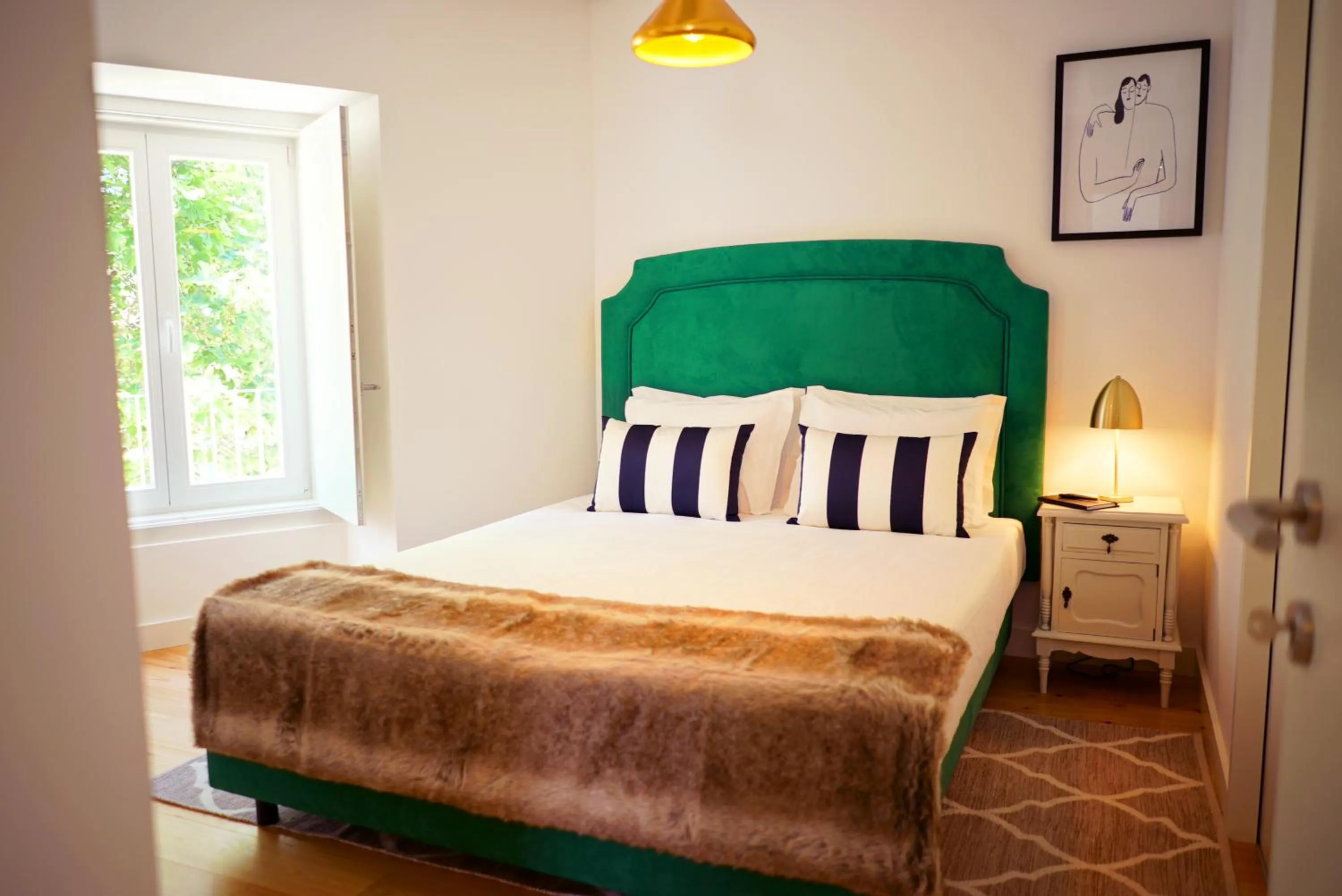 Decorative detail, Bed in Casas da Baixa - Vila Intendente