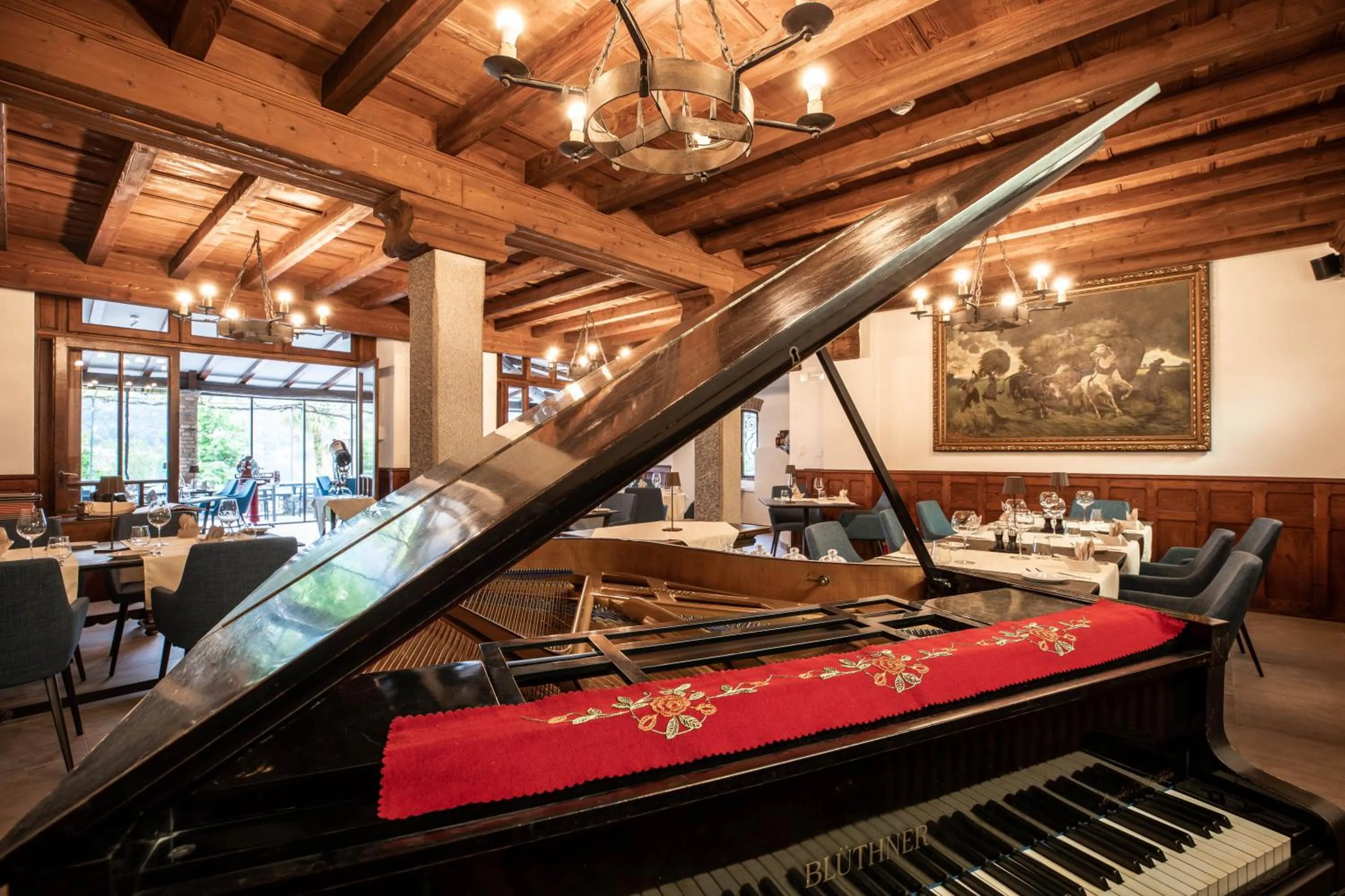 Restaurant/places to eat in Arbostora Charme Hotel