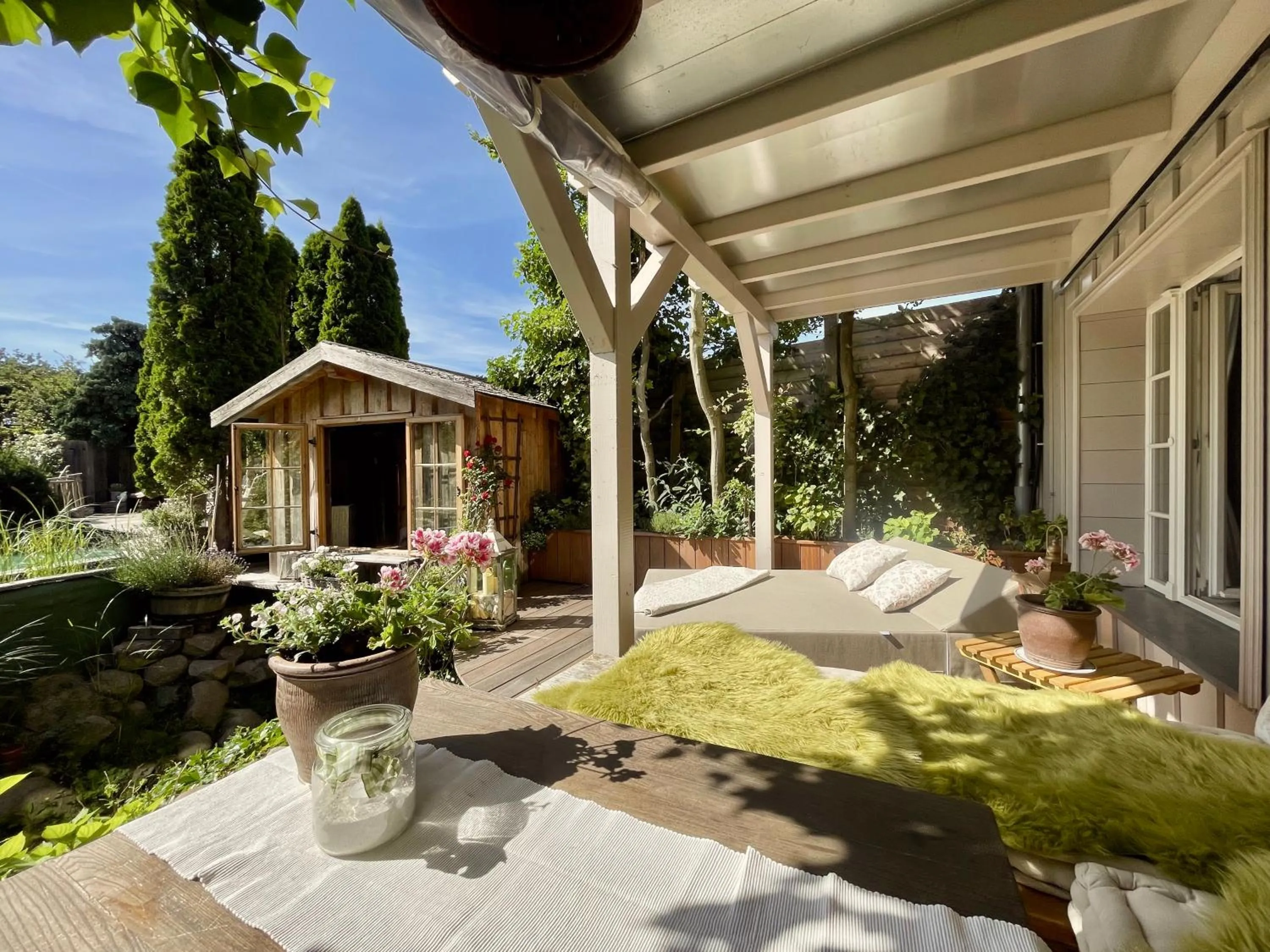 Balcony/Terrace in Weißt Du noch - Gästehäuser & Suiten