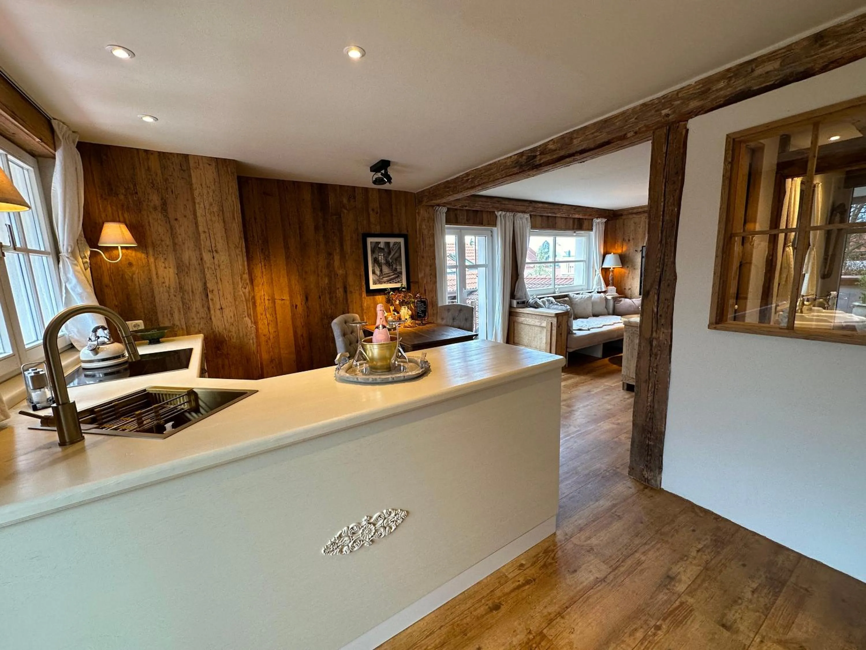 kitchen in Weißt Du noch - Gästehäuser & Suiten