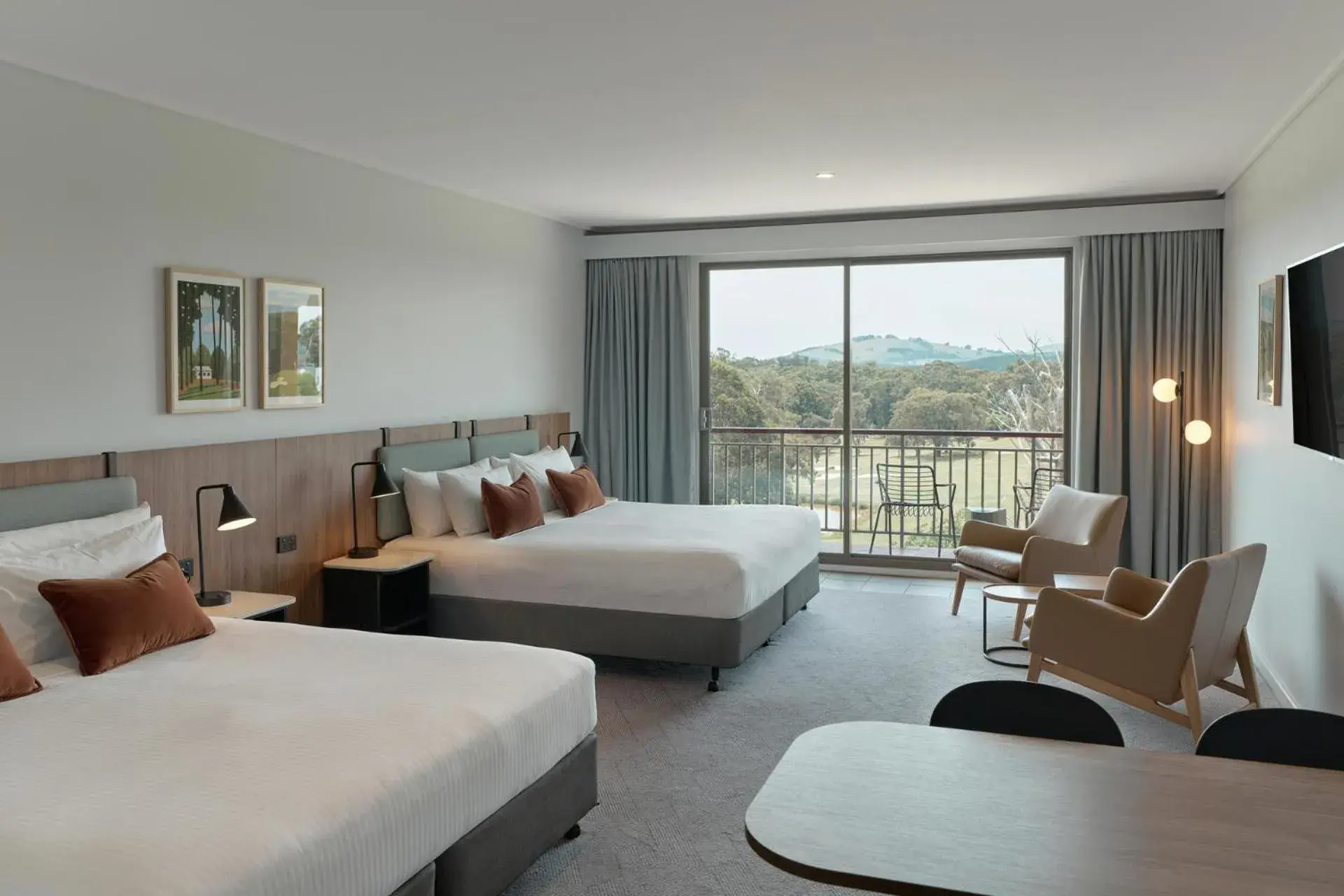Golfcourse, Bed in RACV Goldfields Resort Golfcourse, Bed in RACV Goldfields Resort