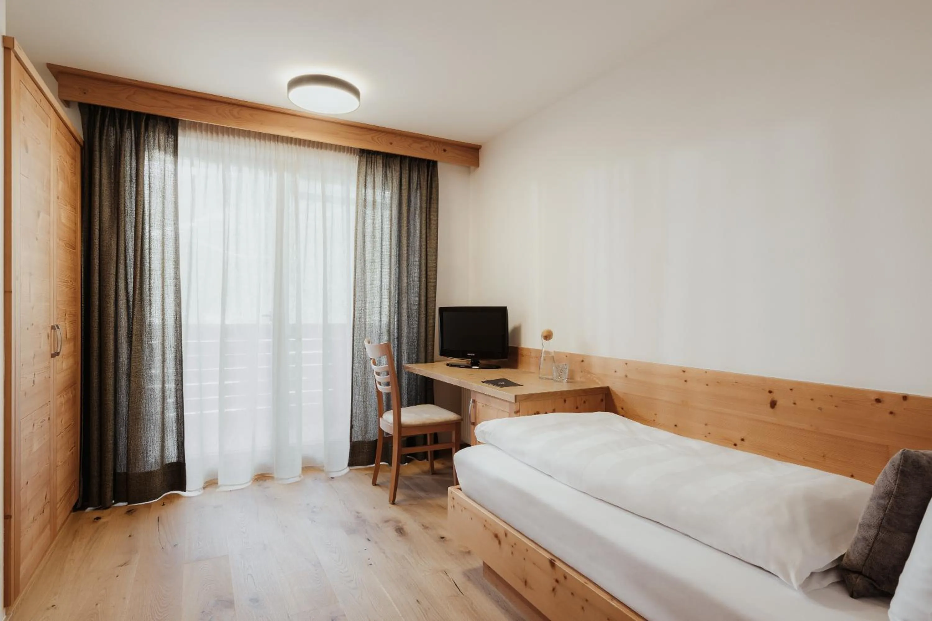 Bedroom, Bed in Hotel Jägerhof