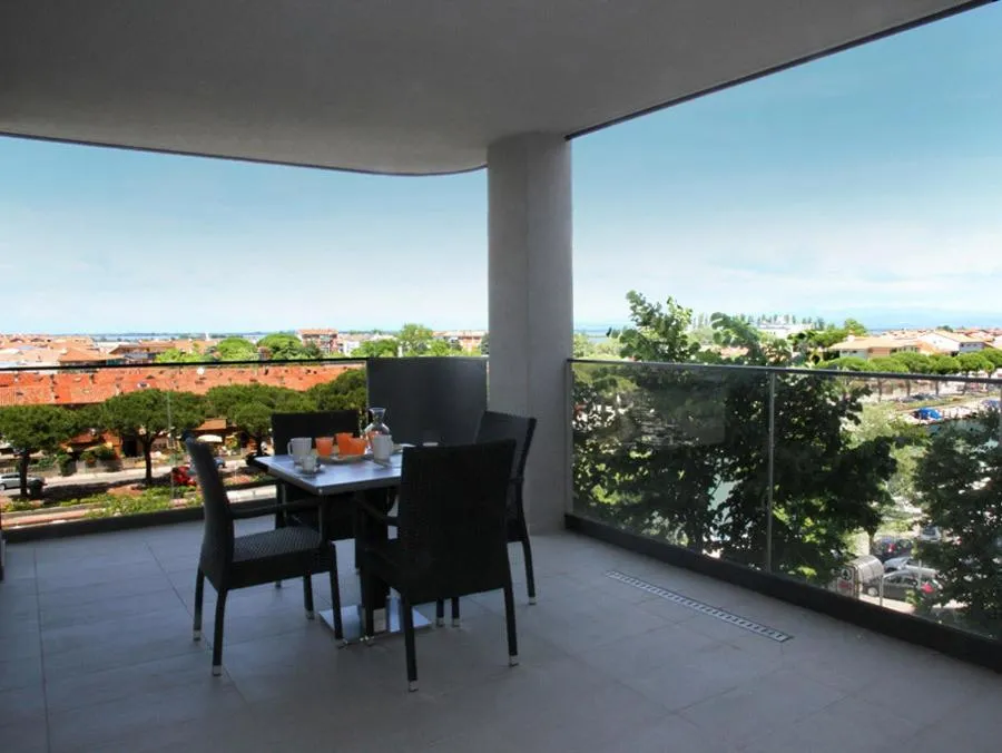 Day in Residence Ormeggio