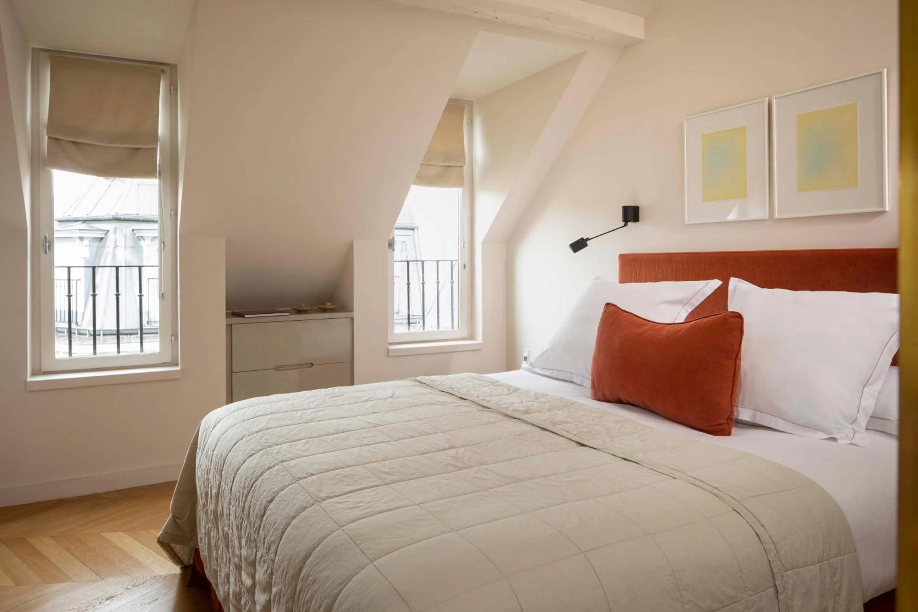 Bedroom, Bed in Résidence Nell Paris